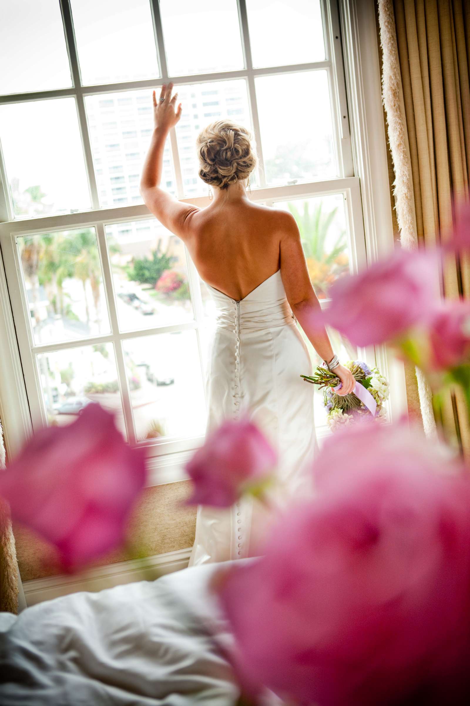 Museum of Contemporary Art-La Jolla Wedding coordinated by La Dolce Idea, Tara and David Wedding Photo #10 by True Photography