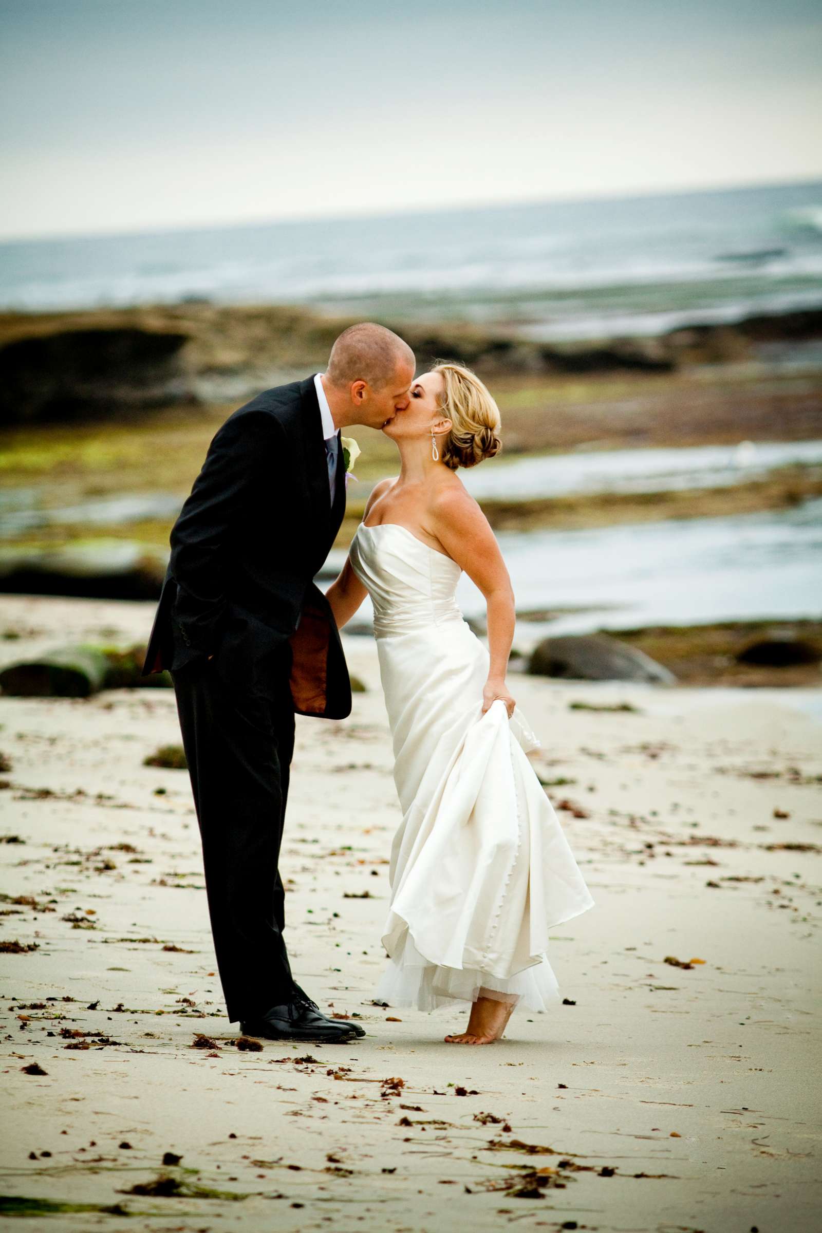 Museum of Contemporary Art-La Jolla Wedding coordinated by La Dolce Idea, Tara and David Wedding Photo #16 by True Photography