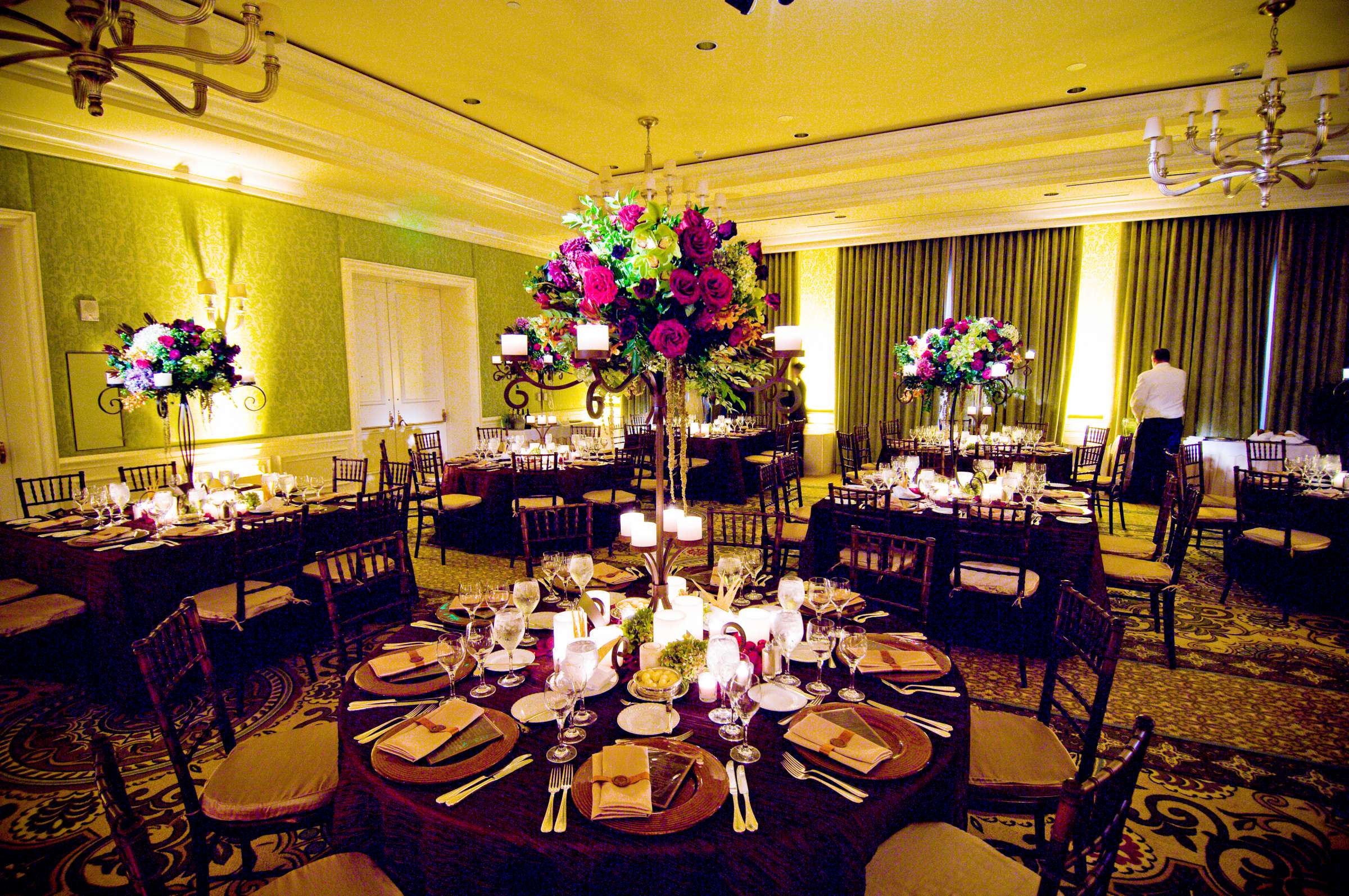 Centerpieces at Park Hyatt Aviara Wedding, Nicole and Dave Wedding Photo #63402 by True Photography