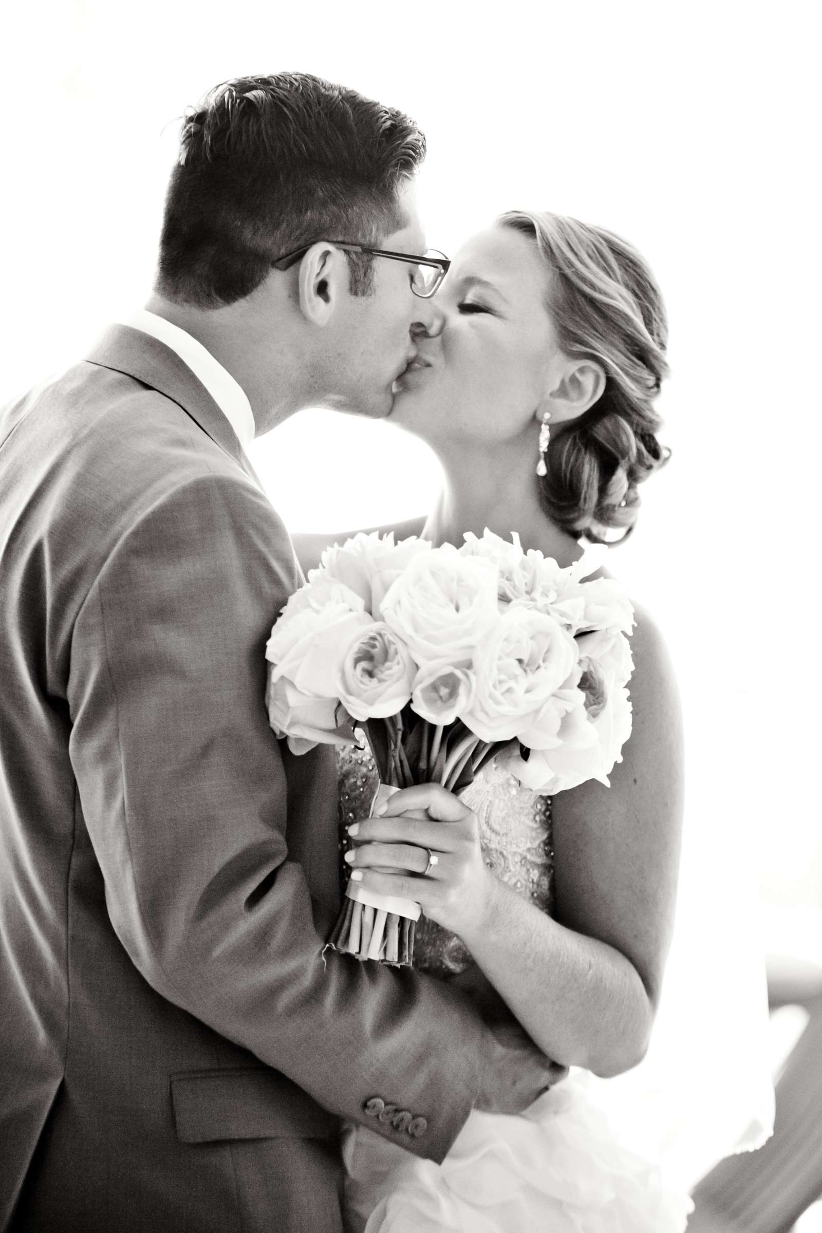 Marriott Marquis San Diego Marina Wedding coordinated by Victoria Weddings & Events, Rachel and Efrem Wedding Photo #123554 by True Photography