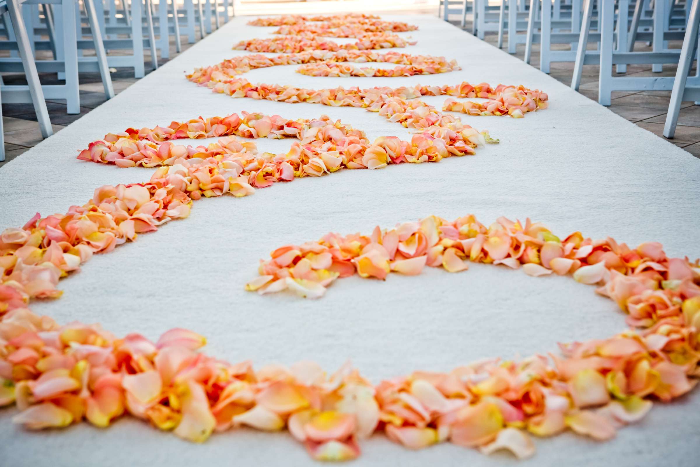 Flowers at Marriott Marquis San Diego Marina Wedding coordinated by Victoria Weddings & Events, Rachel and Efrem Wedding Photo #123586 by True Photography