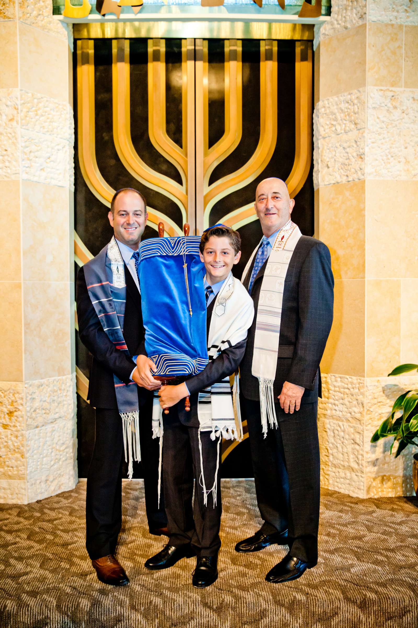 Mitzvahs at Hyatt Regency La Jolla Mitzvah coordinated by Modern Mitzvahs, Levy Bar Mitzvah Photo #4 by True Photography