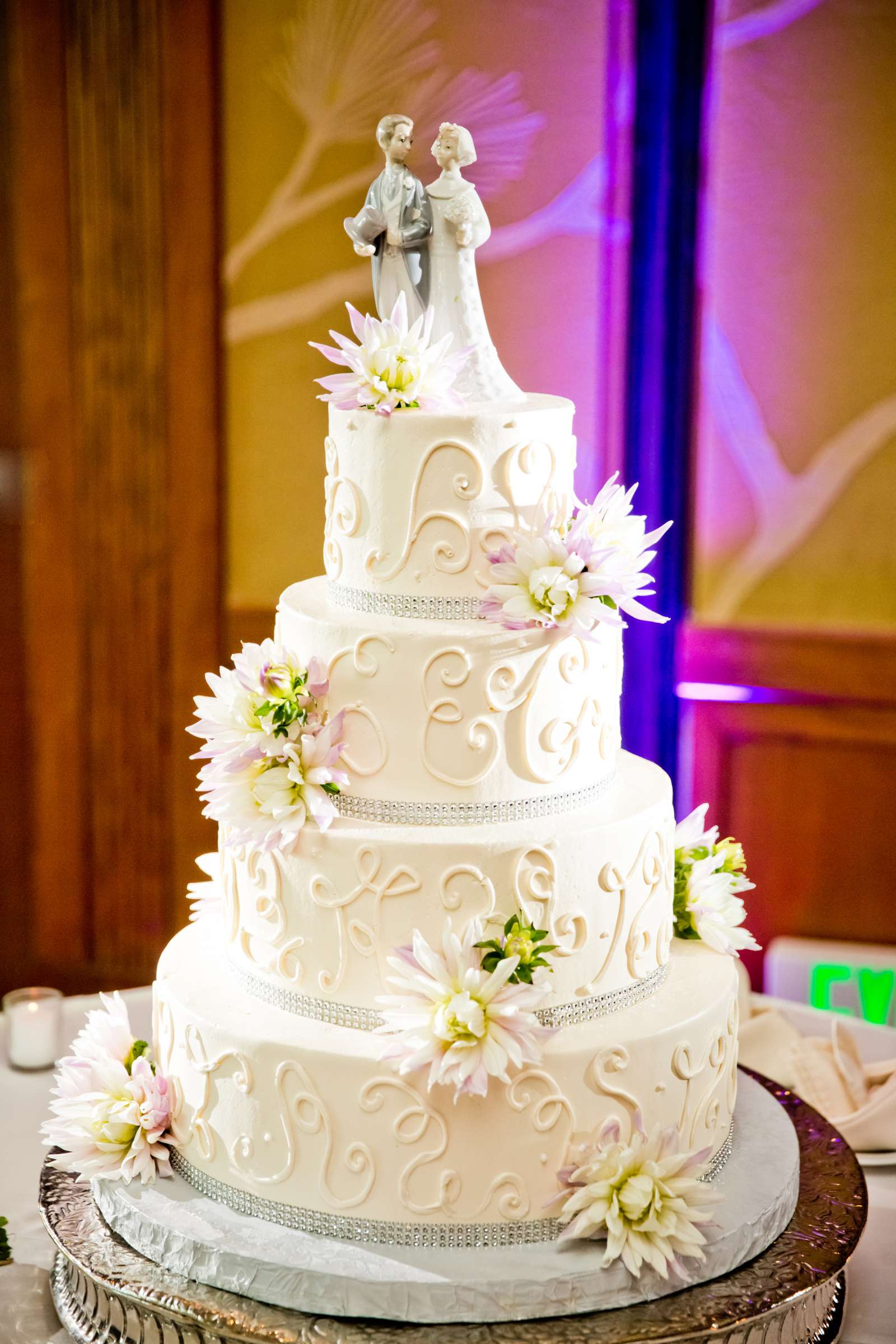 Hilton La Jolla Torrey Pines Wedding coordinated by Lavish Weddings, Muriel and Michael Wedding Photo #77 by True Photography