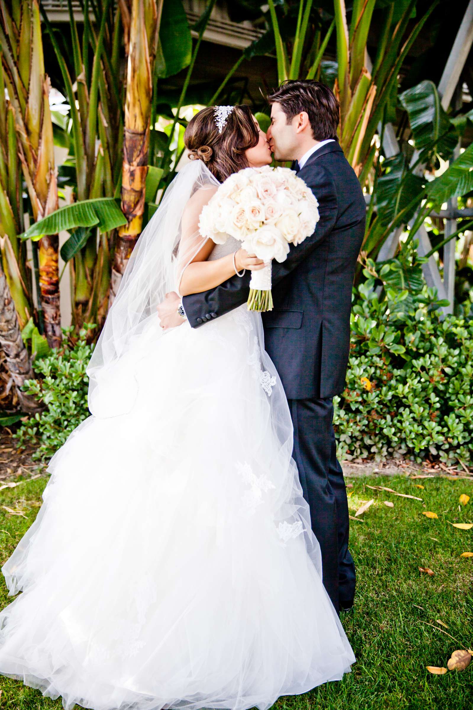 Marriott Marquis San Diego Marina Wedding coordinated by Holly Kalkin Weddings, Sahar and Arash Wedding Photo #152325 by True Photography