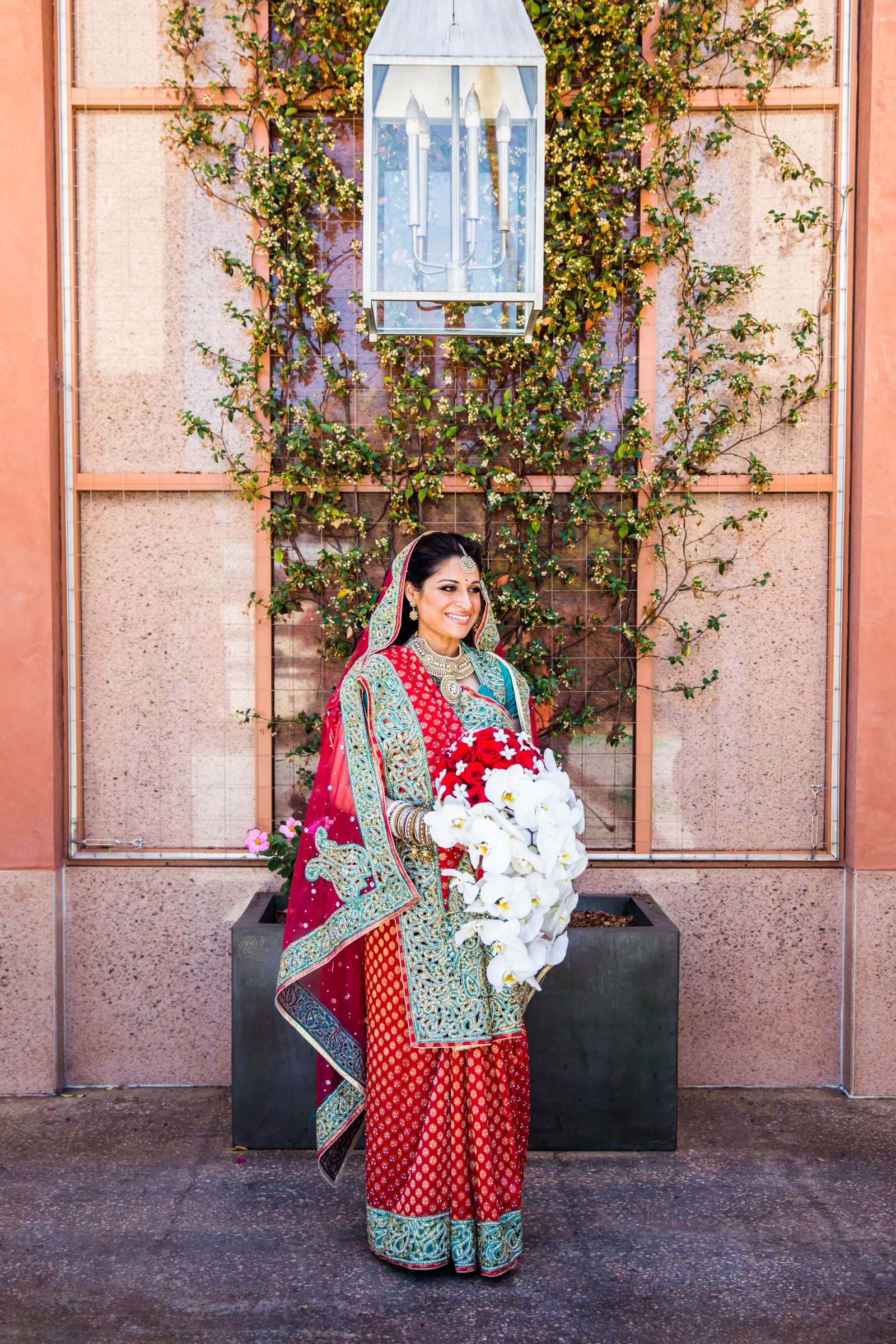 Hilton La Jolla Torrey Pines Wedding coordinated by Lavish Weddings, Punam and Russ Wedding Photo #154550 by True Photography