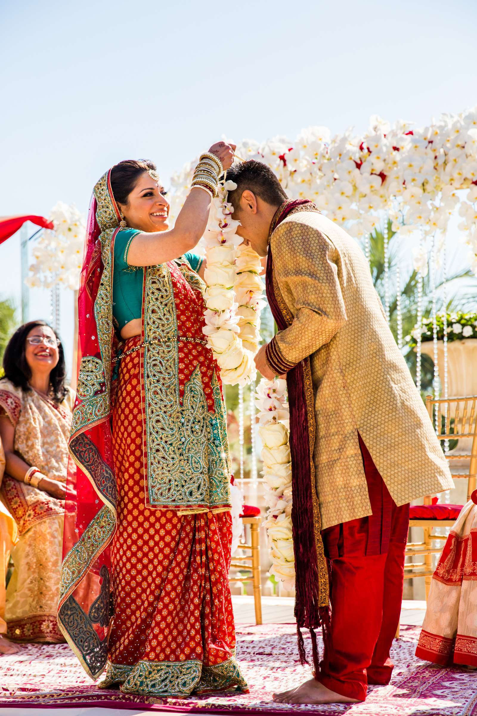 Hilton La Jolla Torrey Pines Wedding coordinated by Lavish Weddings, Punam and Russ Wedding Photo #154563 by True Photography