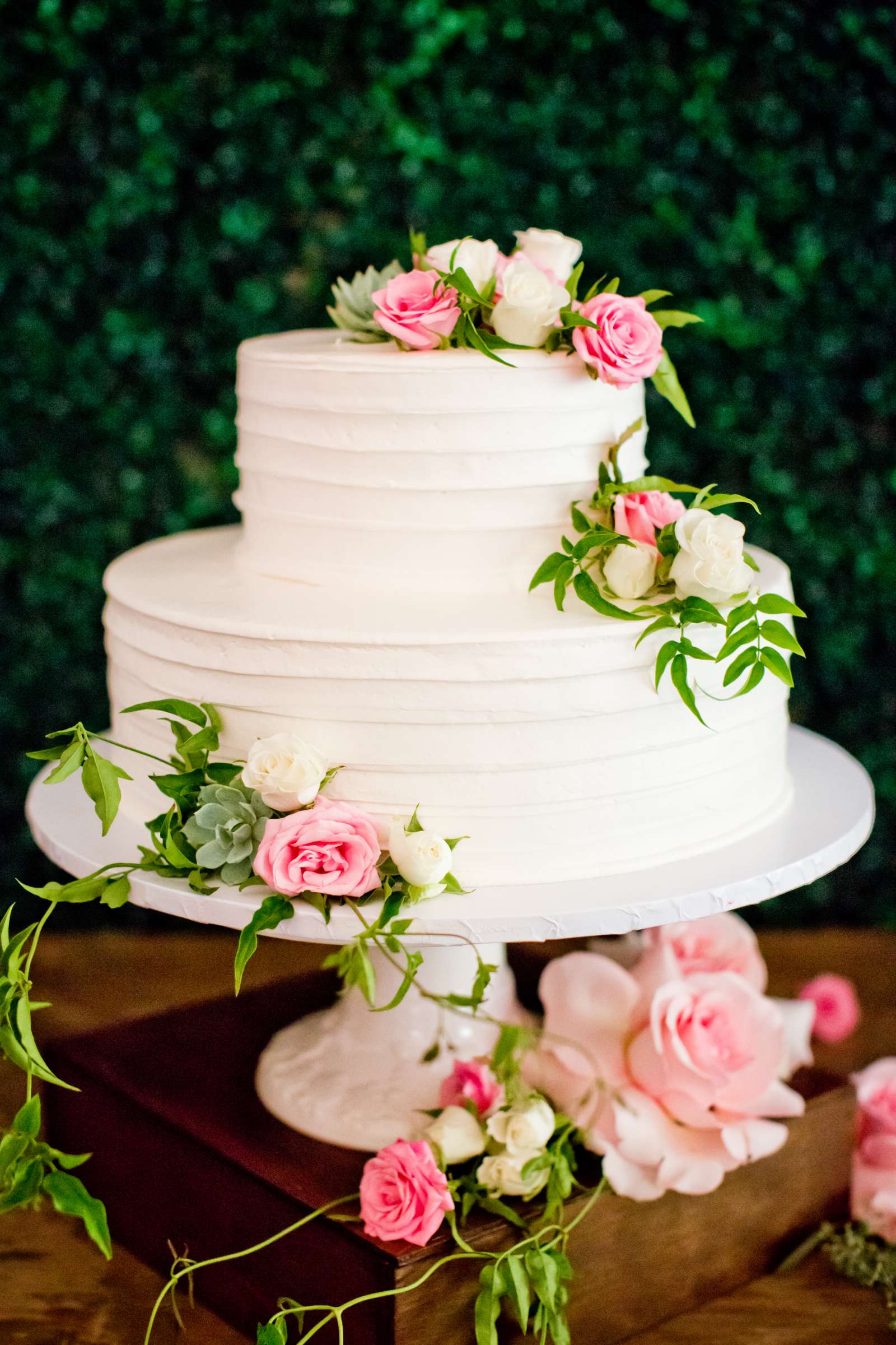 Calamigos Ranch Wedding coordinated by A Touch of Lavender, Tiffany and Gary Wedding Photo #165805 by True Photography