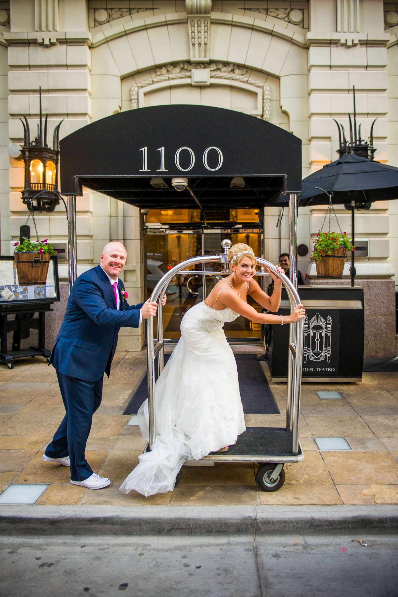 Epernay Lounge Wedding coordinated by A Touch Of Bliss, Jennifer and Shawn Wedding Photo #3 by True Photography