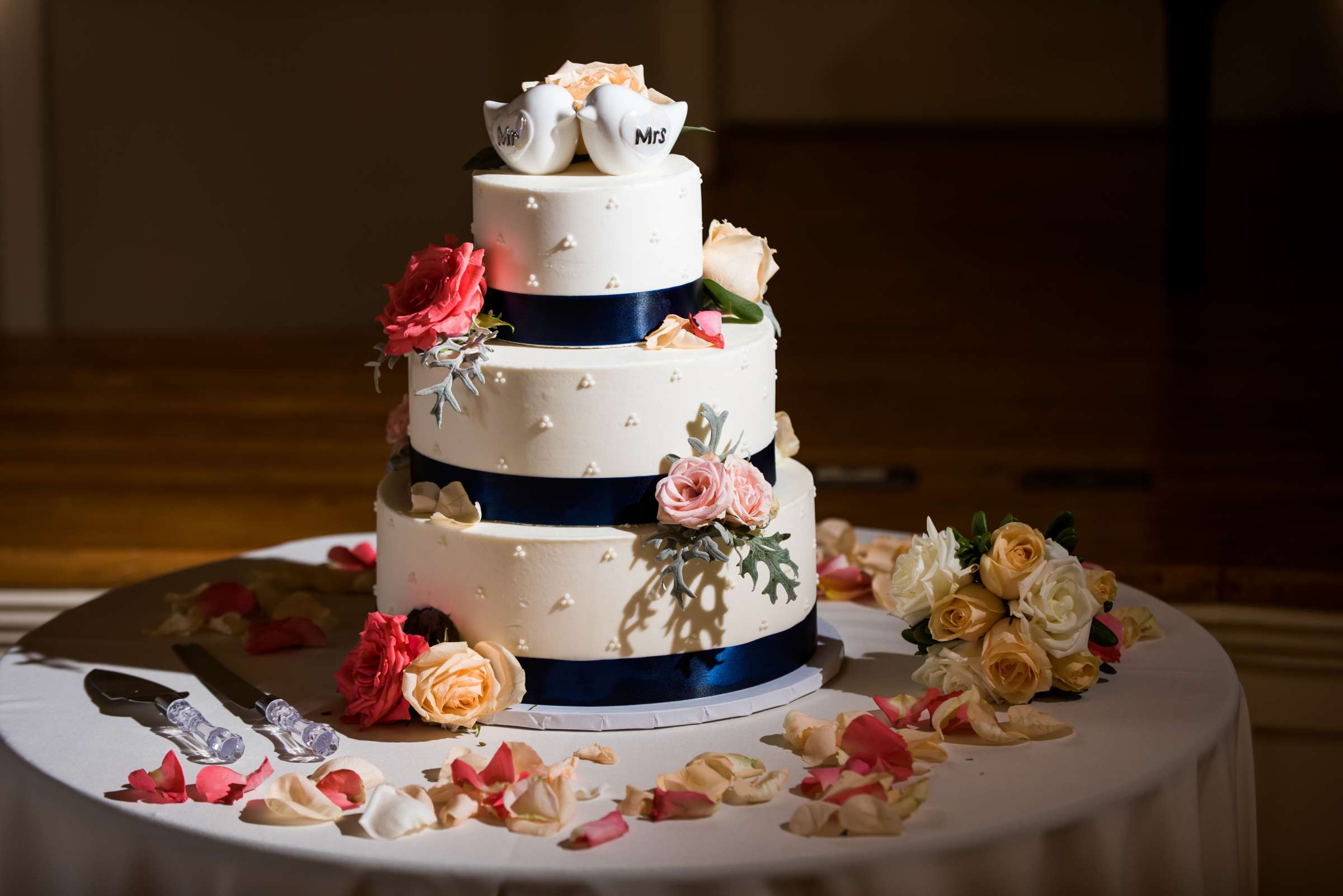 La Jolla Woman's Club Wedding coordinated by Hannah Smith Events, Eileen and Curtis Wedding Photo #170986 by True Photography