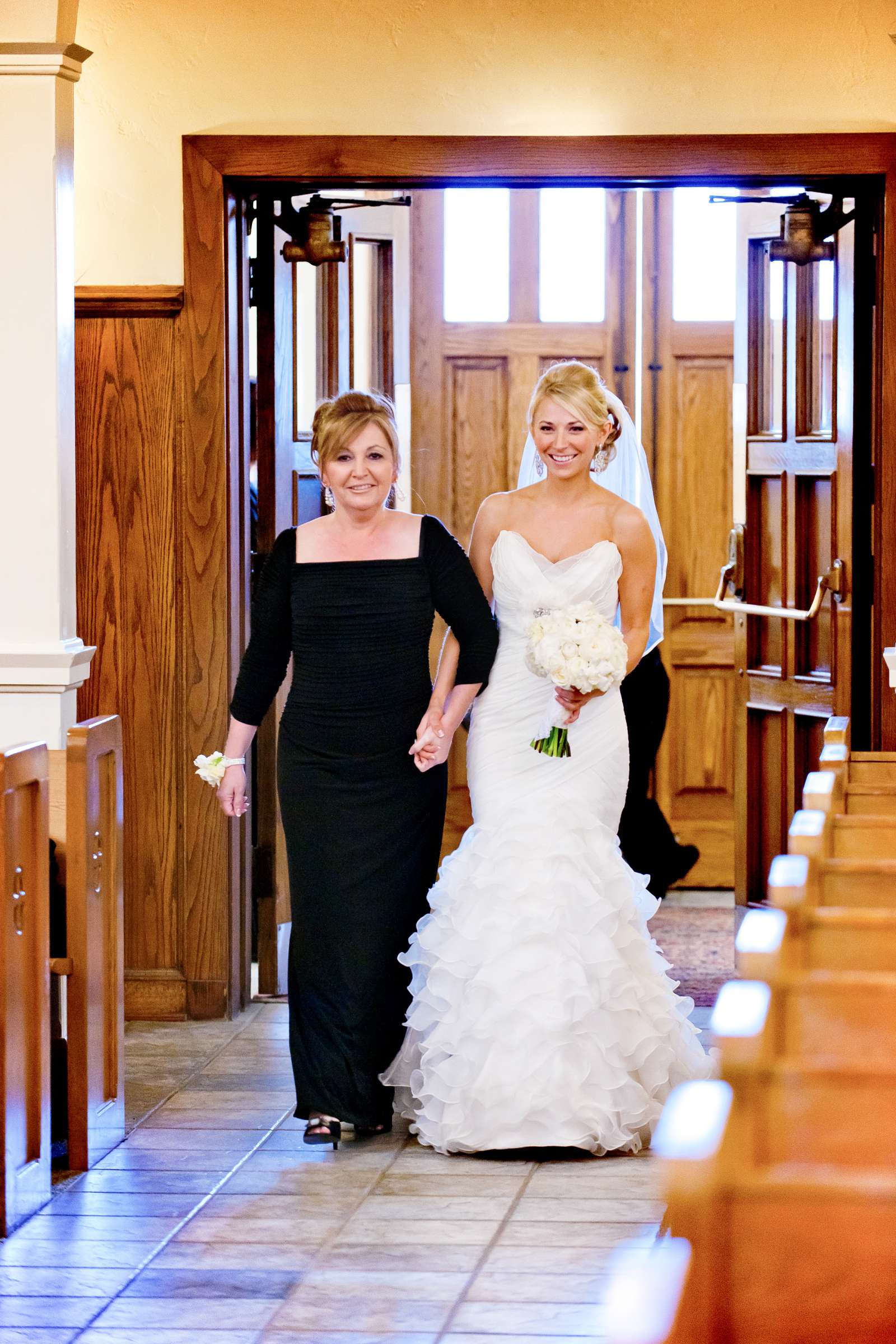 Scripps Seaside Forum Wedding coordinated by Emily Smiley, Tessie and Chris Wedding Photo #199253 by True Photography