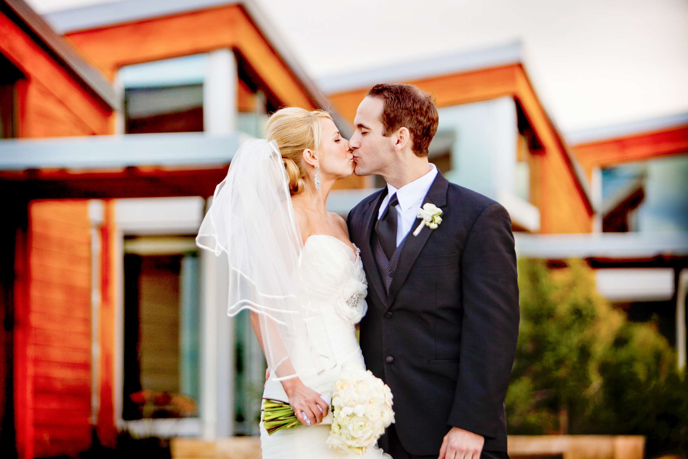 Scripps Seaside Forum Wedding coordinated by Emily Smiley, Tessie and Chris Wedding Photo #199261 by True Photography