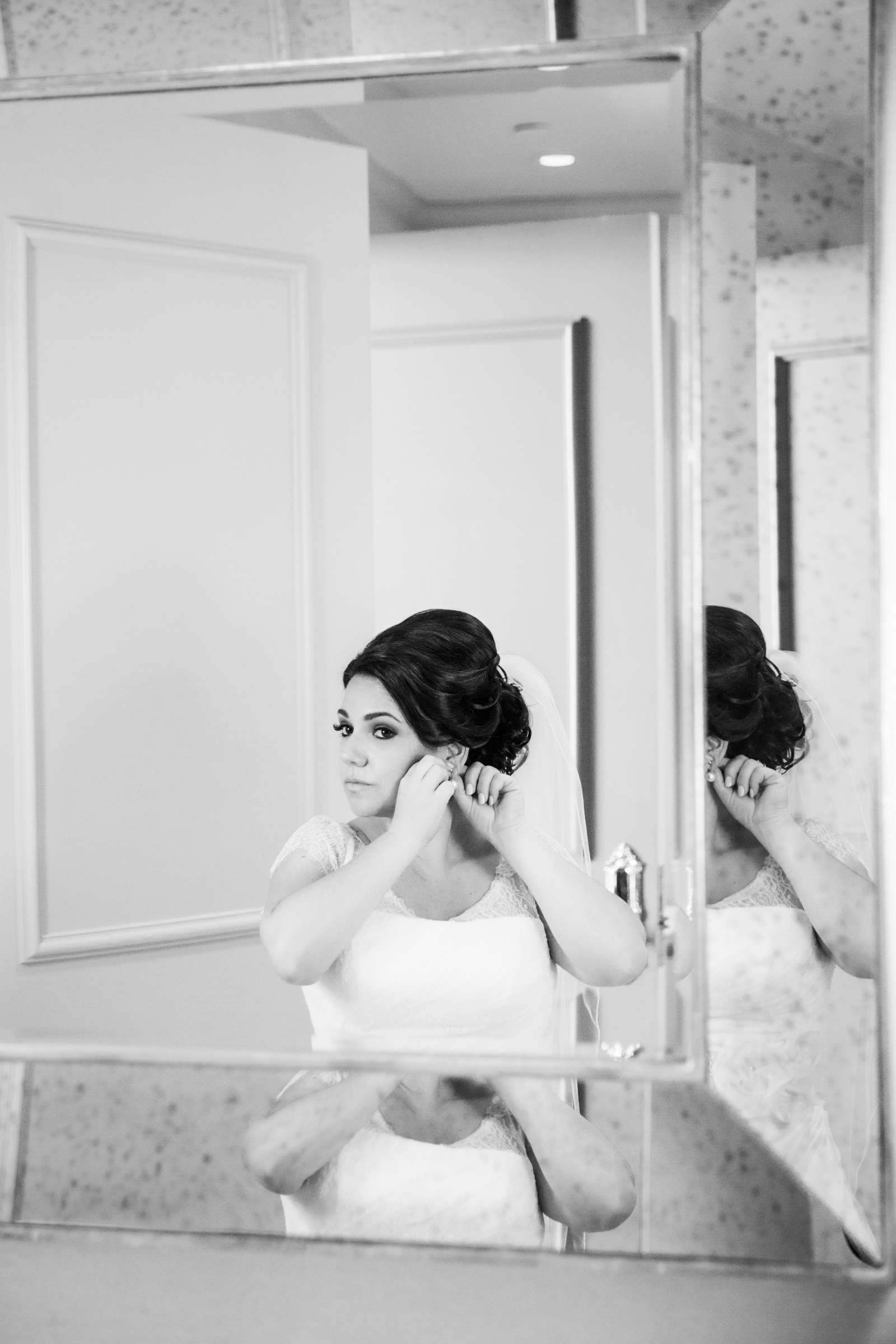 Manchester Grand Hyatt San Diego Wedding coordinated by Lavish Weddings, Jill and Andy Wedding Photo #31 by True Photography