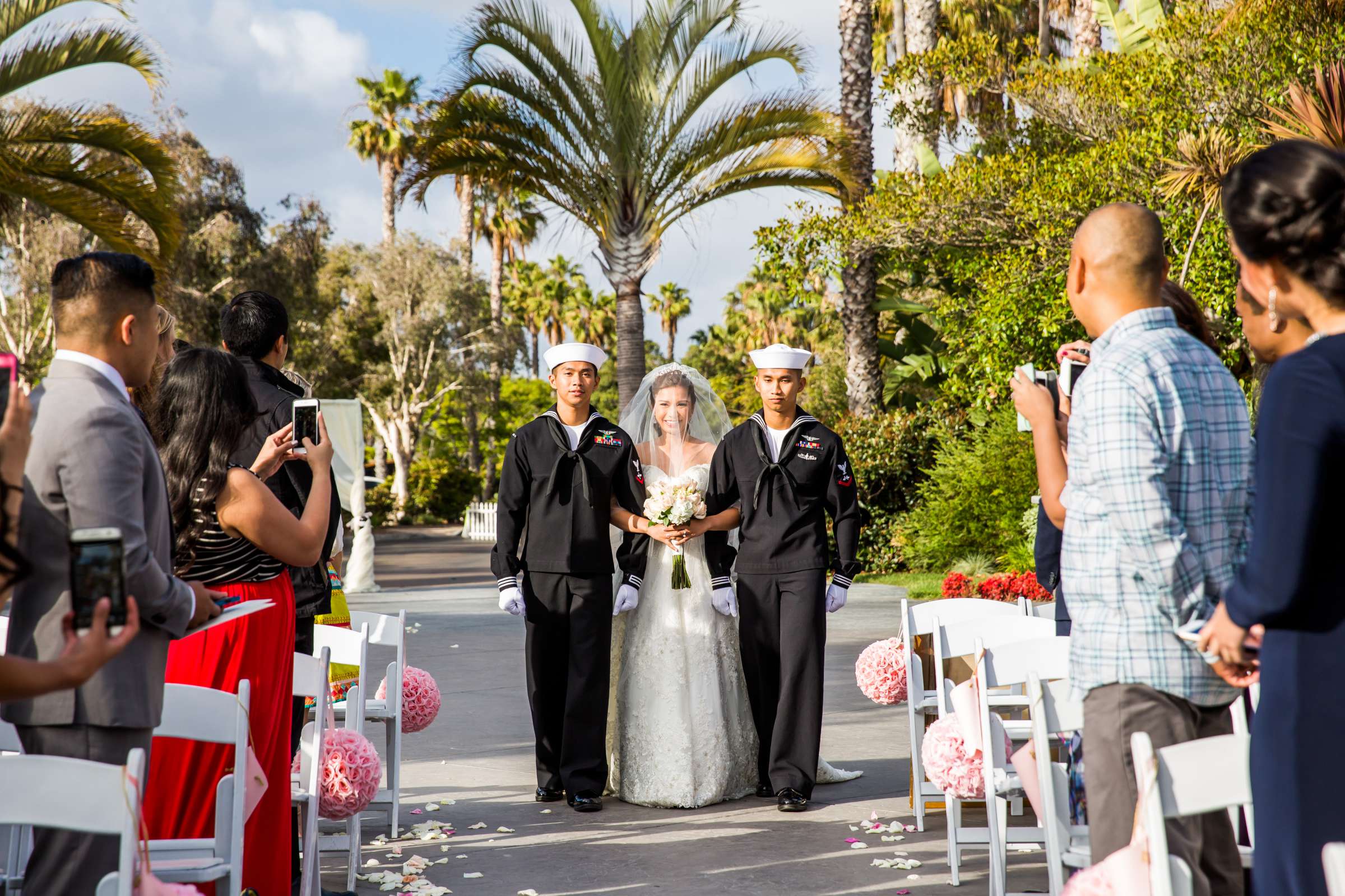 Paradise Point Wedding coordinated by Anns Plans, Hanz and Robeshelle Wedding Photo #90 by True Photography