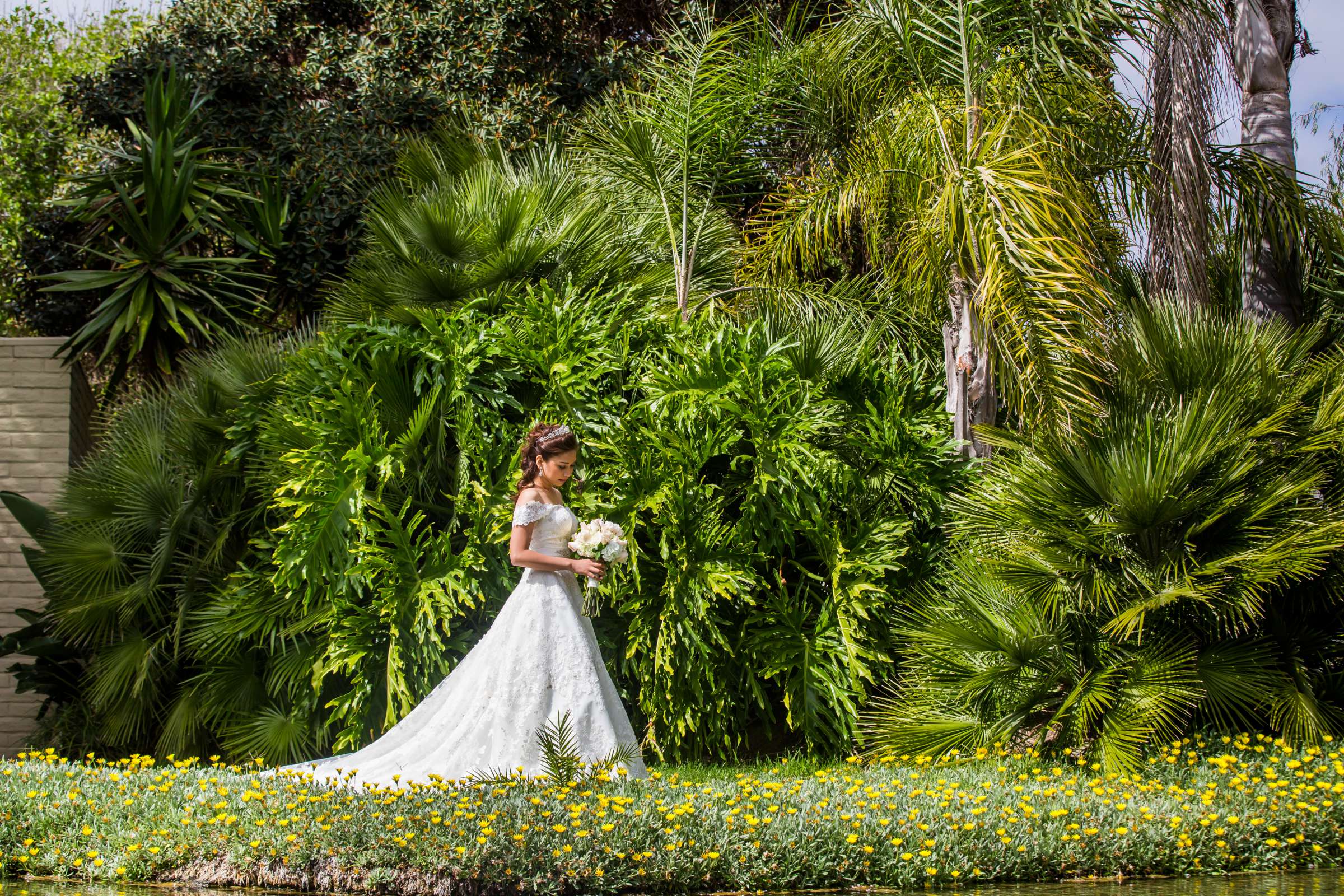 Paradise Point Wedding coordinated by Anns Plans, Hanz and Robeshelle Wedding Photo #70 by True Photography