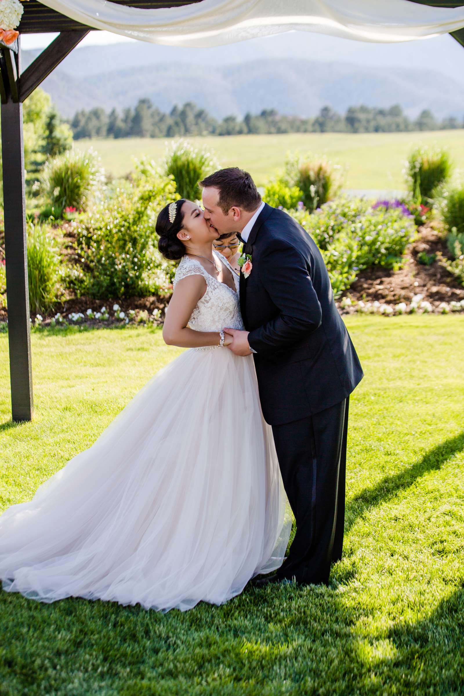 Crooked Willow Farms Wedding coordinated by Yibe Bridal Concierge, Cici and Tim Wedding Photo #237208 by True Photography