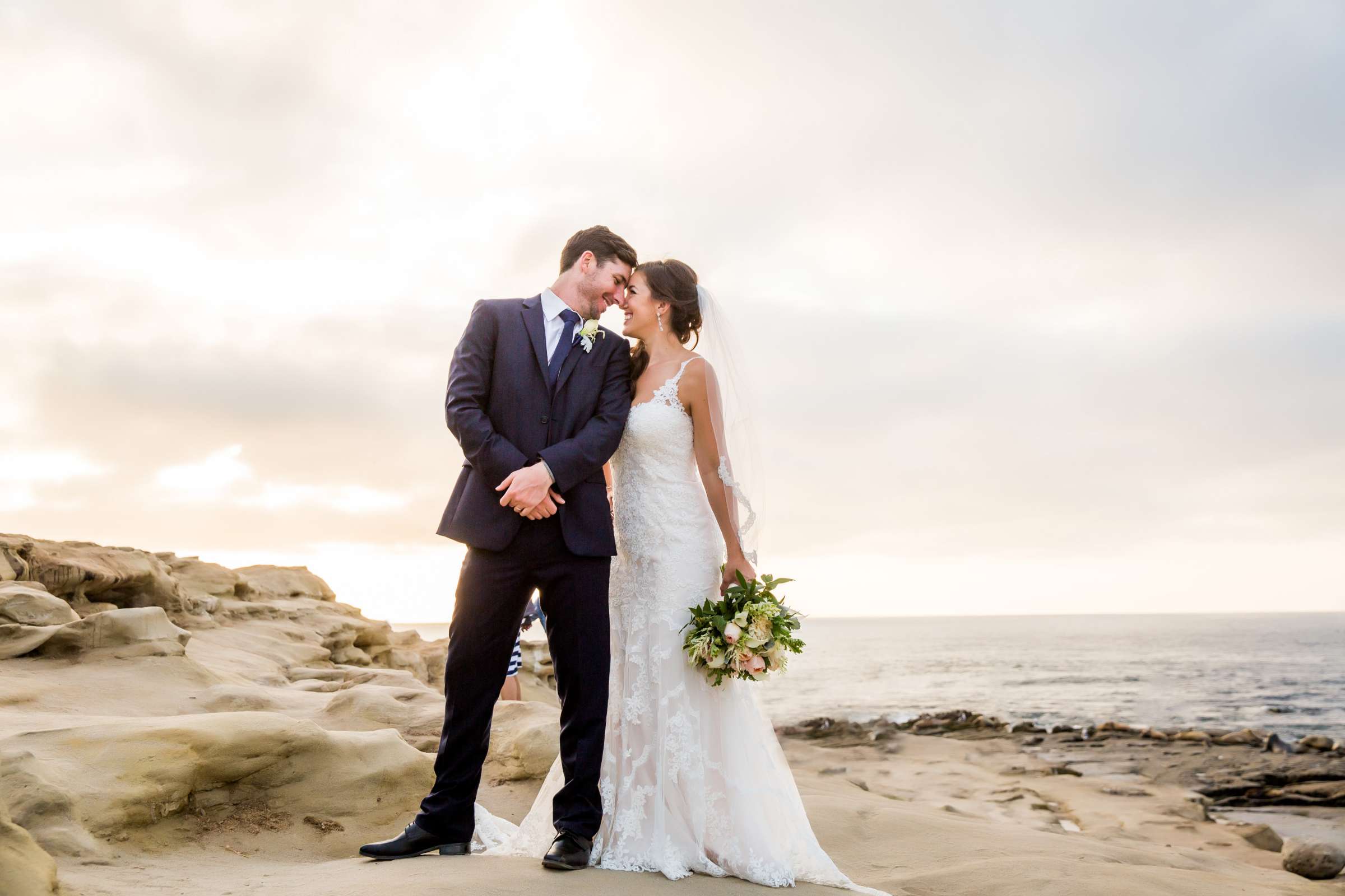 La Jolla Cove Rooftop Wedding, Lindsea and Daniel Wedding Photo #267234 by True Photography