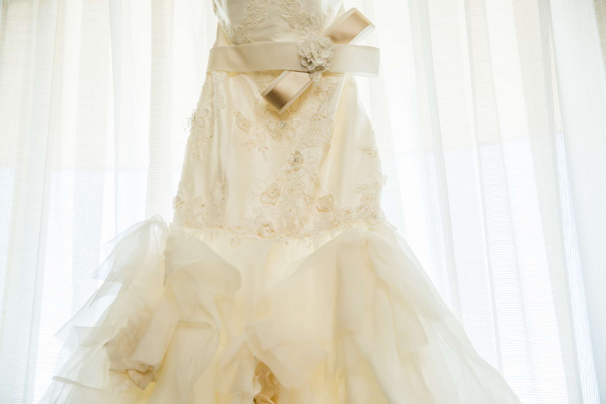 Gramercy French Bridal Lace Cape | The Bridal Finery