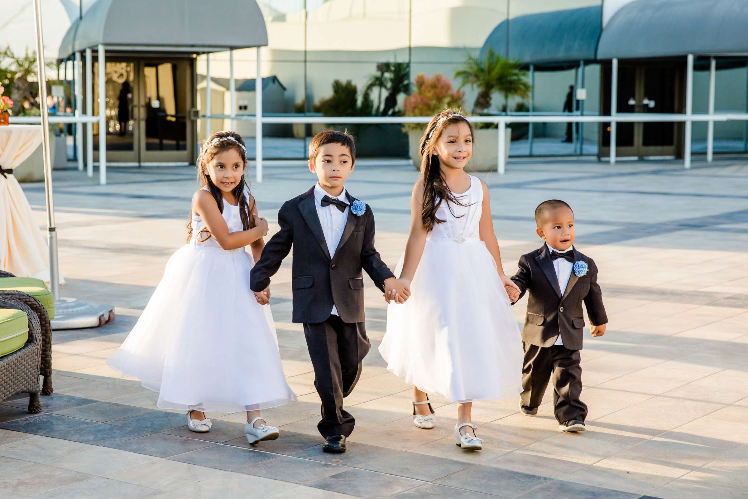 Marriott Marquis San Diego Marina Wedding coordinated by Seven Stems Floral Design & Events, Aileen and Jerry Wedding Photo #273963 by True Photography