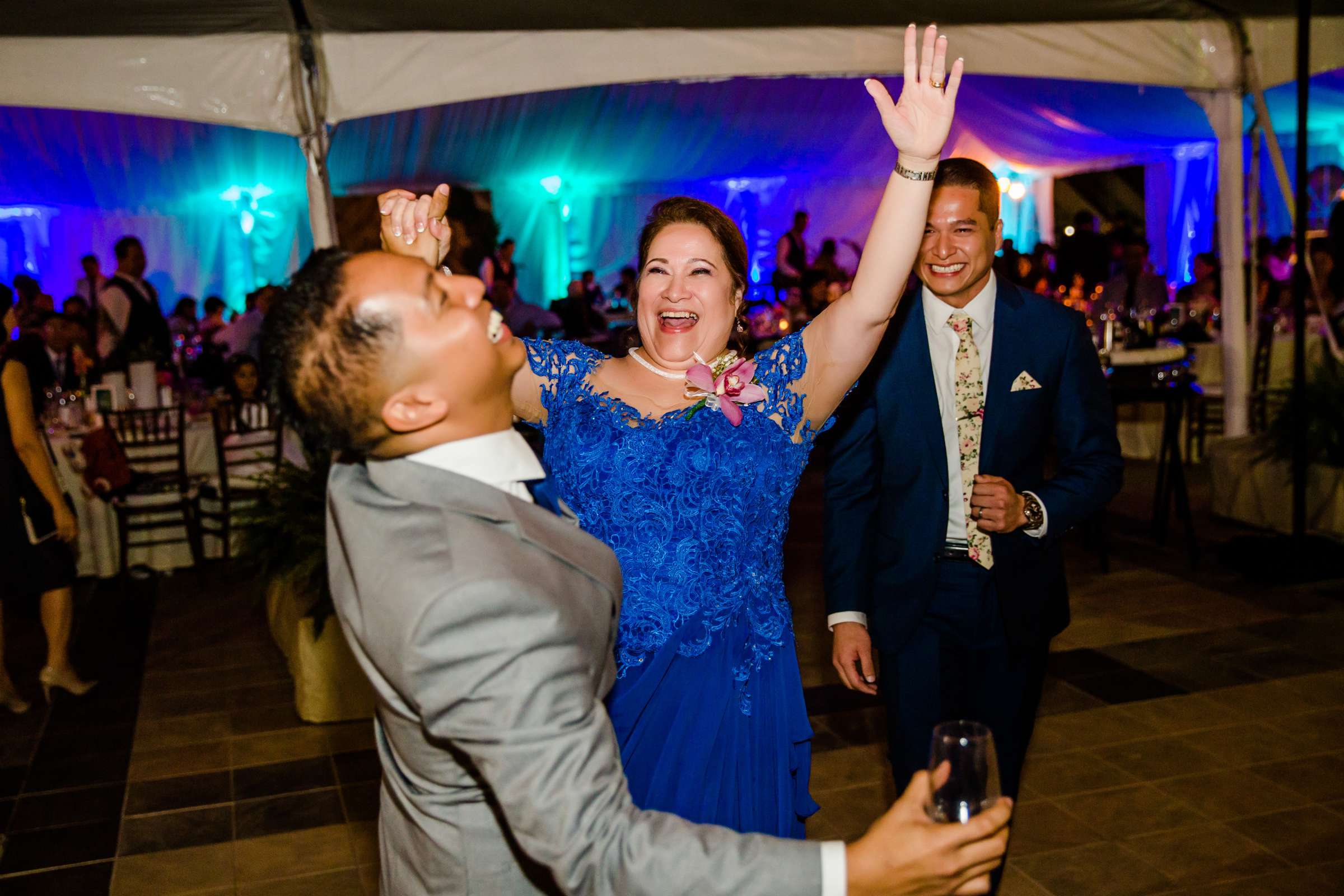 Marriott Marquis San Diego Marina Wedding coordinated by Seven Stems Floral Design & Events, Aileen and Jerry Wedding Photo #273988 by True Photography