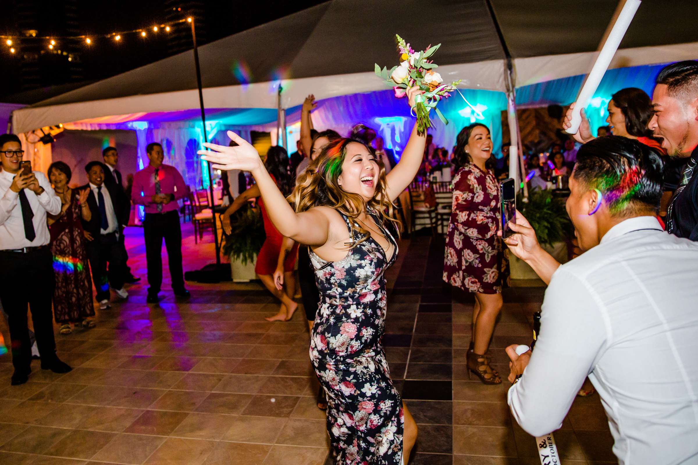 Marriott Marquis San Diego Marina Wedding coordinated by Seven Stems Floral Design & Events, Aileen and Jerry Wedding Photo #273996 by True Photography