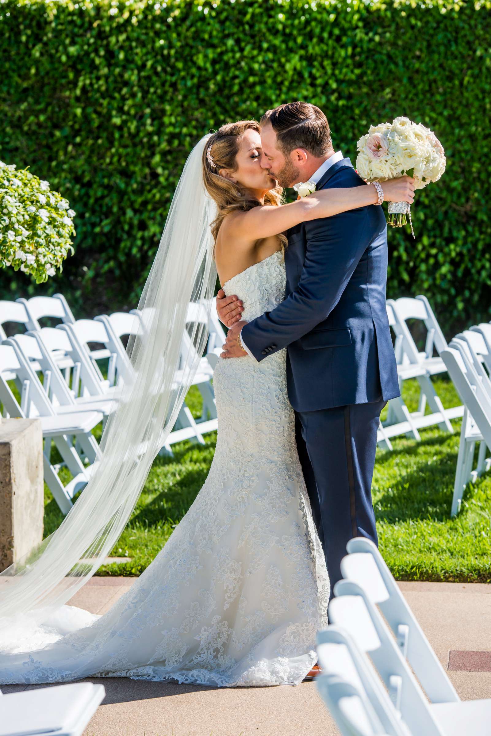 Hilton La Jolla Torrey Pines Wedding coordinated by Trendee Flowers, Gina and John Wedding Photo #52 by True Photography