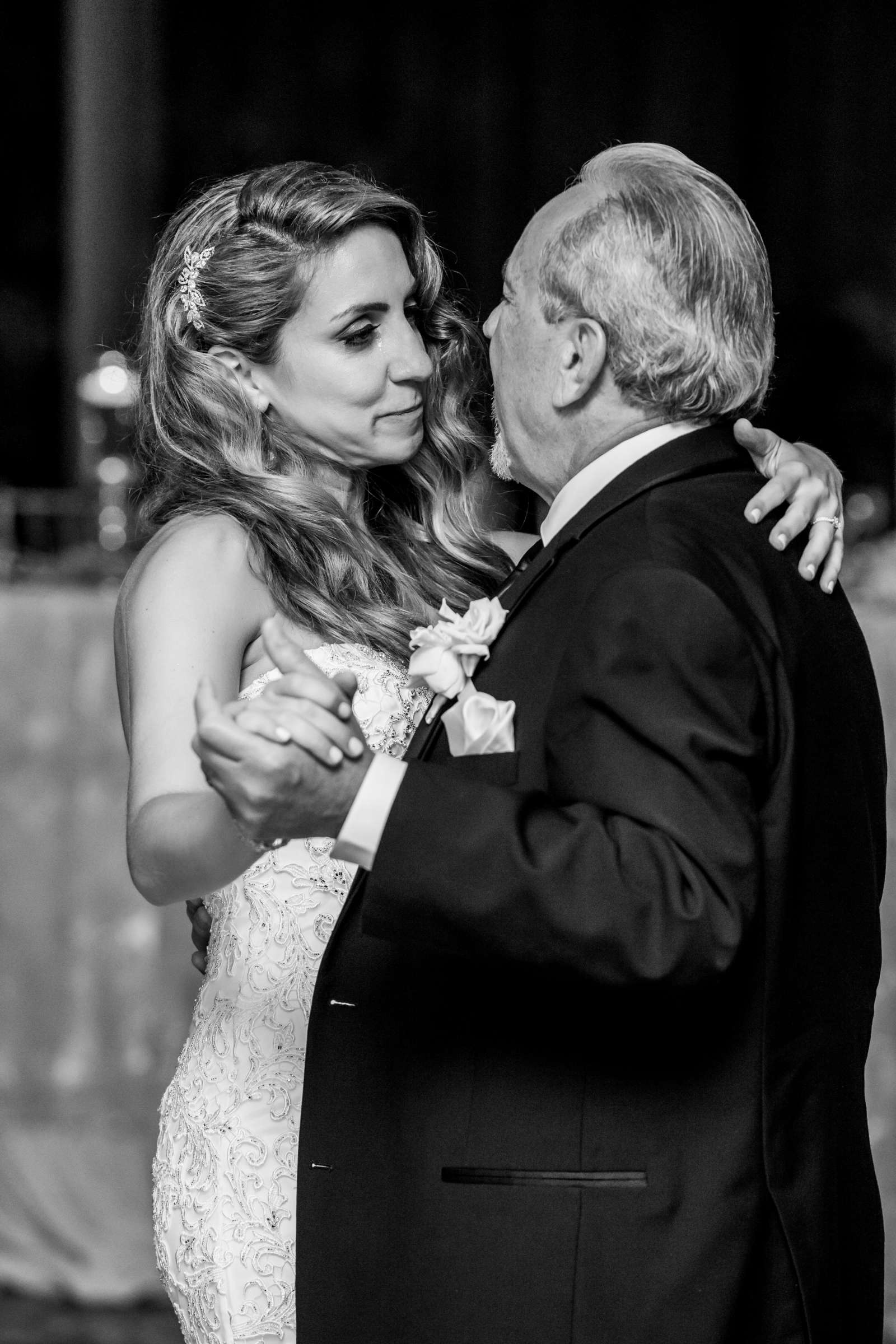 Hilton La Jolla Torrey Pines Wedding coordinated by Trendee Flowers, Gina and John Wedding Photo #109 by True Photography