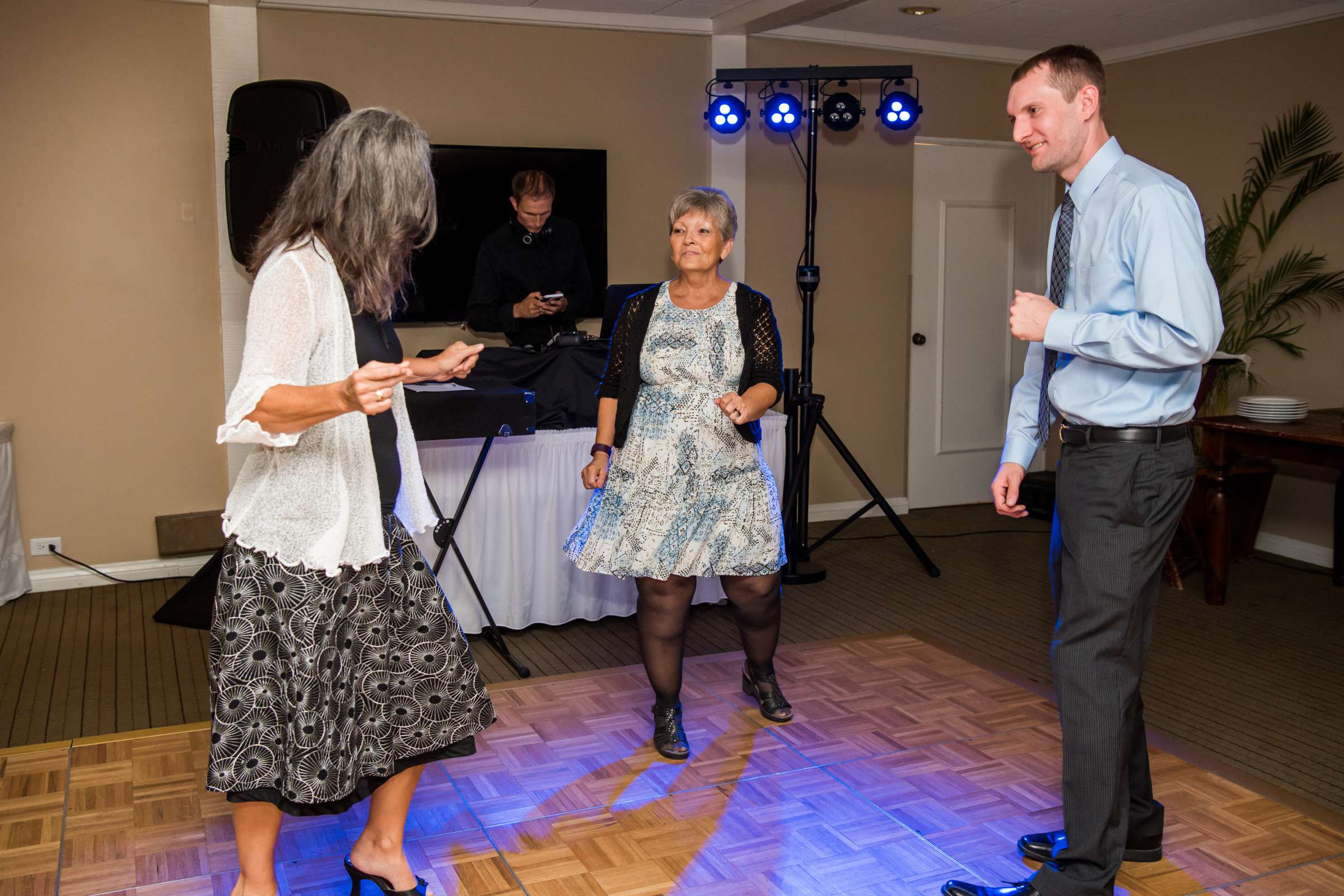 La Jolla Shores Hotel Wedding, Tiffany and Tom Wedding Photo #276533 by True Photography