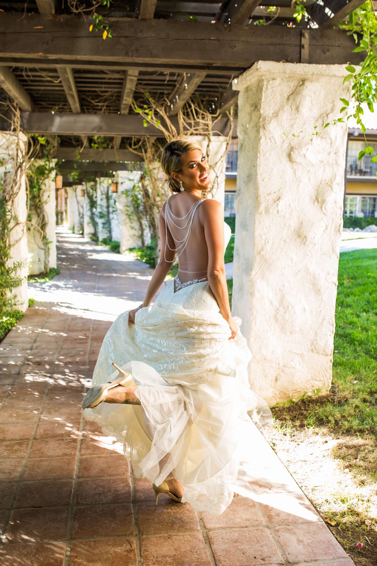 Westlake Village Inn Wedding coordinated by Cali LA Productions, Jennafer and Kylan Wedding Photo #11 by True Photography