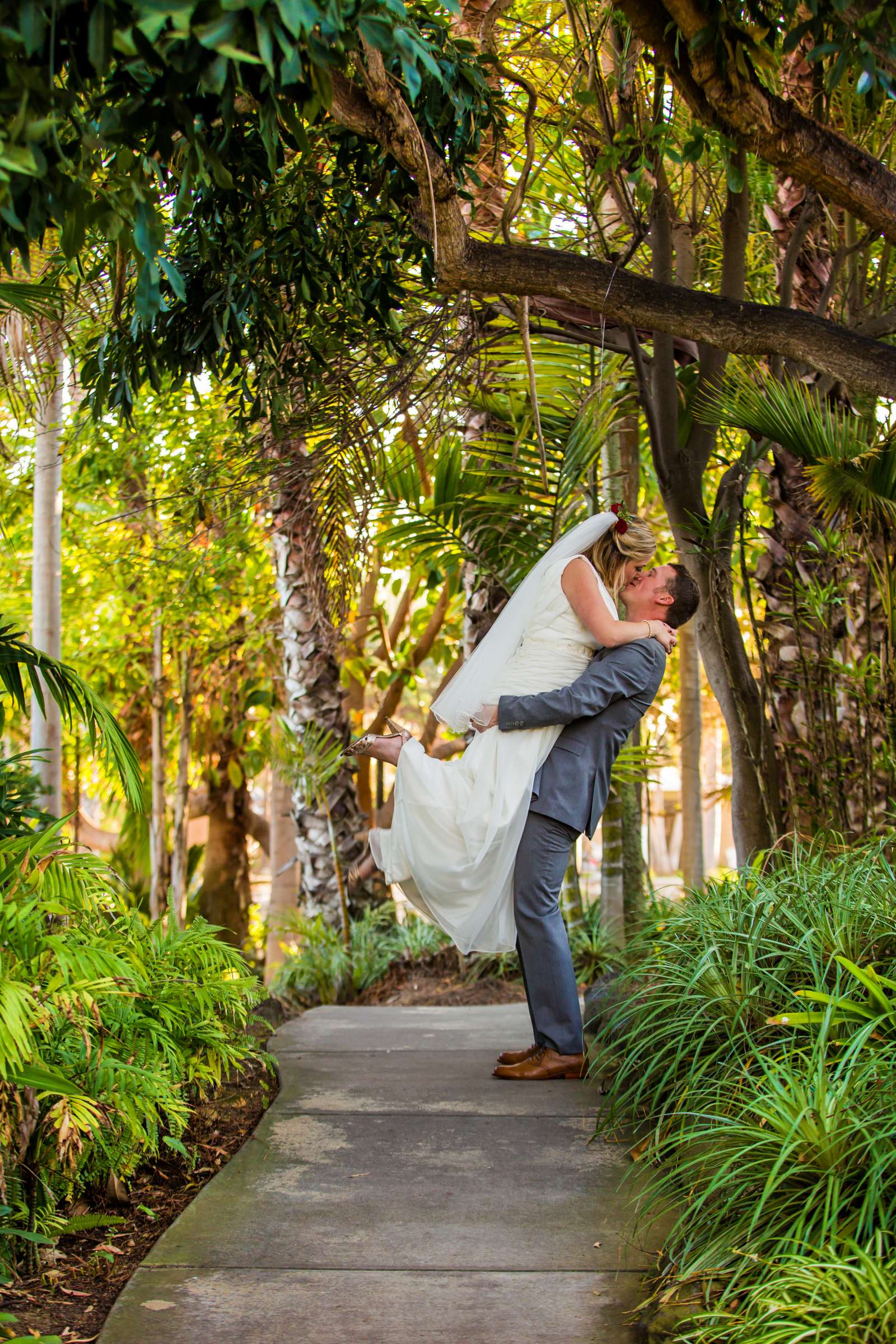 Paradise Point Wedding coordinated by Francine Ribeau Events, Cortney and Chas Wedding Photo #294370 by True Photography