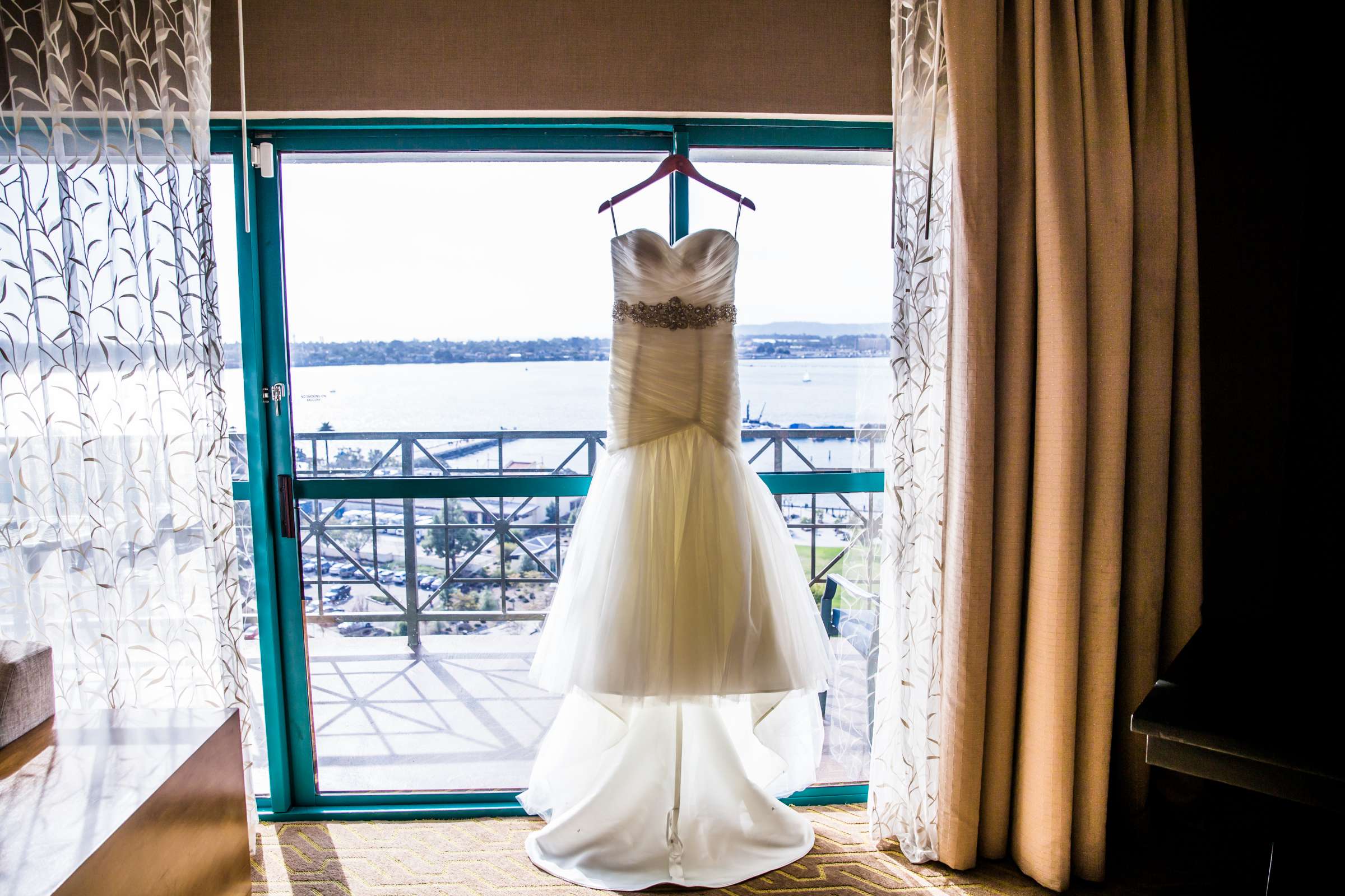 San Diego Central Library Wedding coordinated by MR floral&events, Aratiya and Christopher Wedding Photo #17 by True Photography