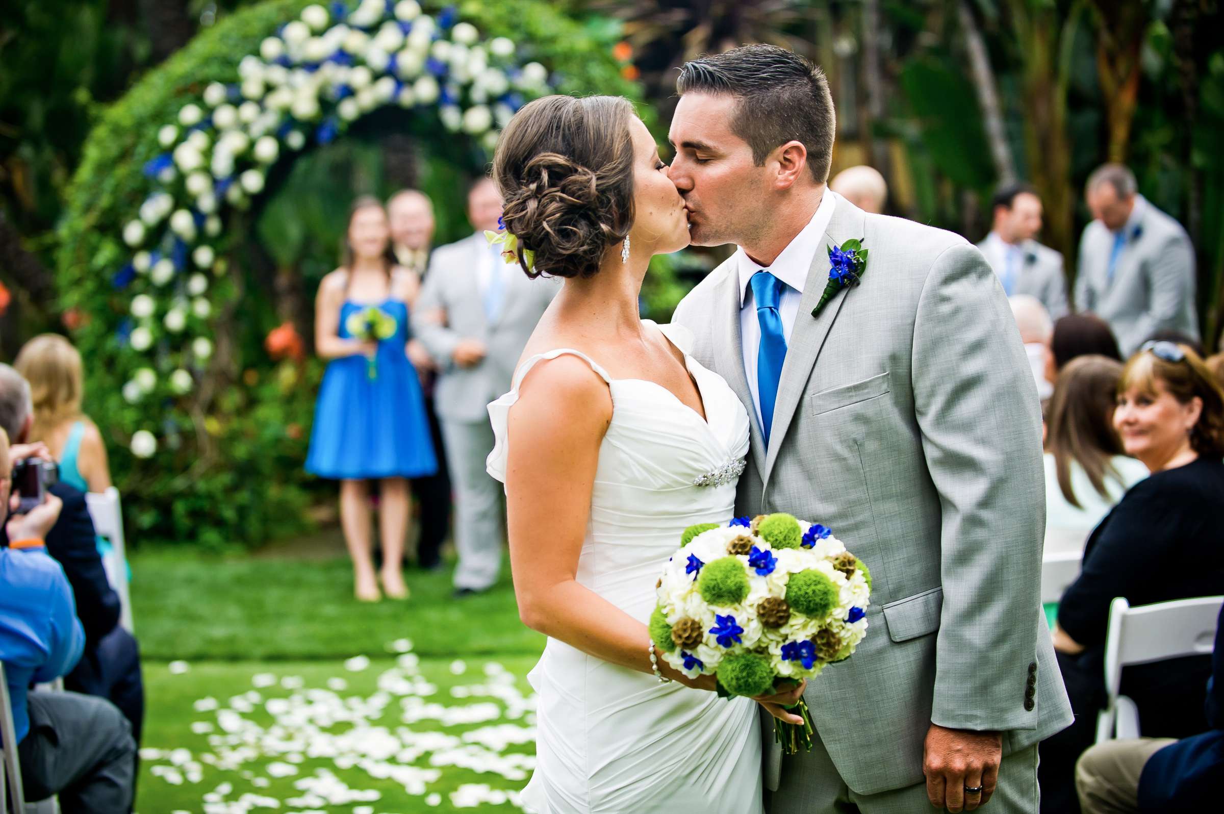 Humphrey's Half Moon Inn Wedding coordinated by Dietor's Bountiful Harvest, Jamie and Brian Wedding Photo #324849 by True Photography