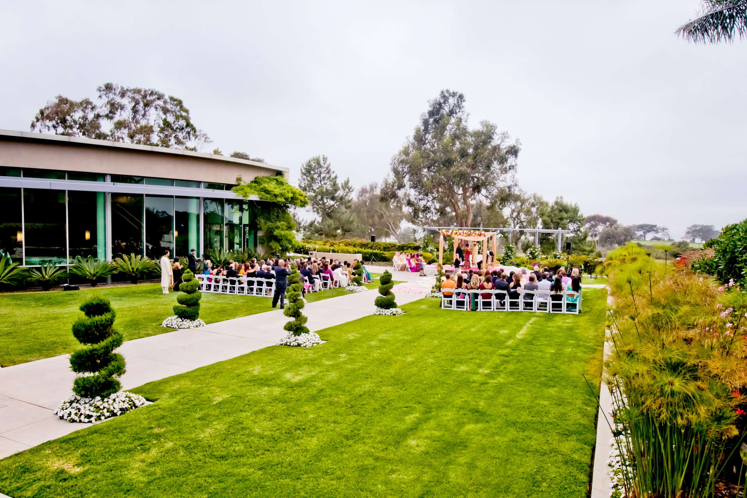 Hilton La Jolla Torrey Pines Wedding, Jaya and John Wedding Photo #328963 by True Photography