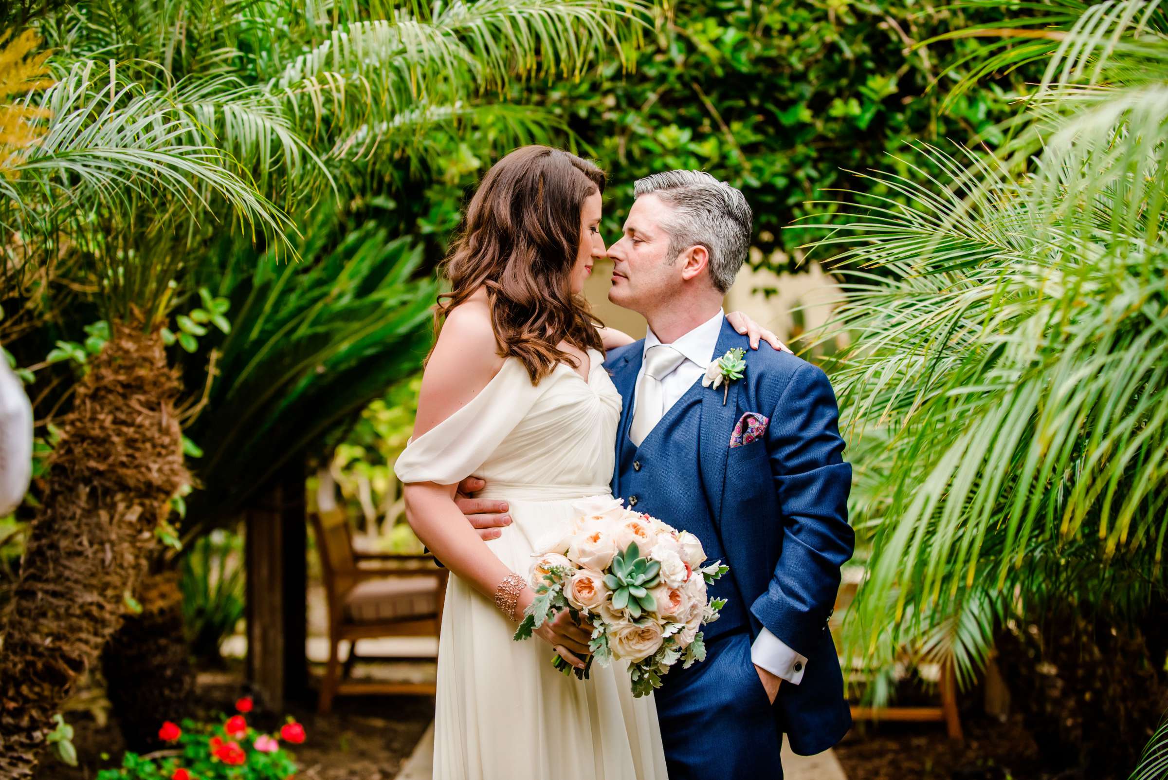 Sheffield Millennium Gallery Wedding :: Rachel & Kevin - JLM