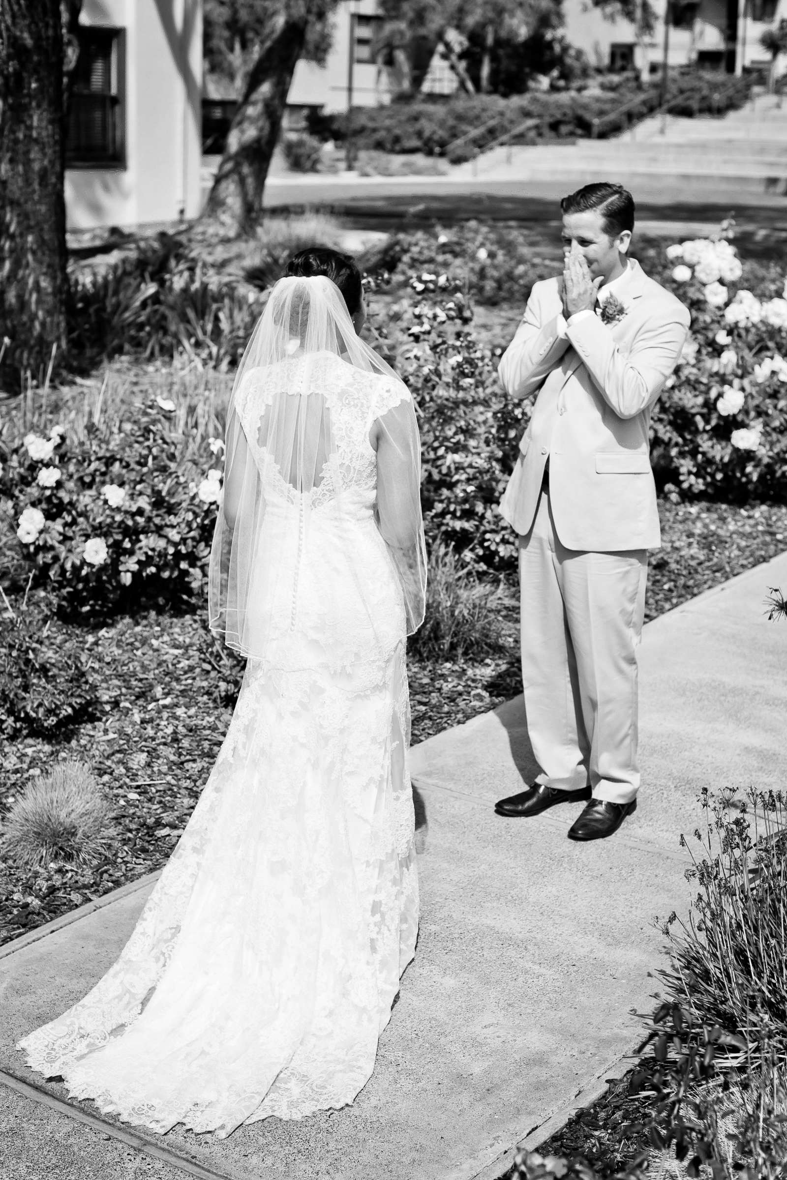 Scripps Seaside Forum Wedding coordinated by First Comes Love Weddings & Events, Simone and Cameron Wedding Photo #334253 by True Photography