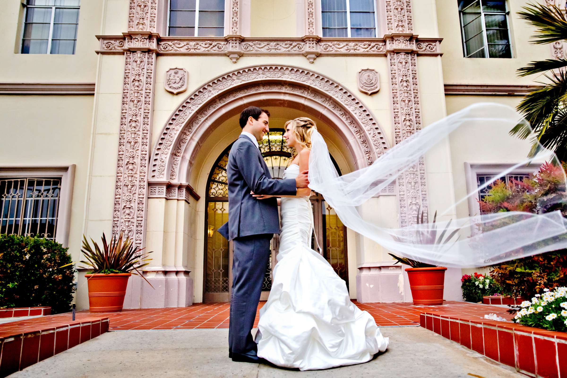 Hilton La Jolla Torrey Pines Wedding coordinated by Alison Howard Events, Lauren and Michael Wedding Photo #336995 by True Photography