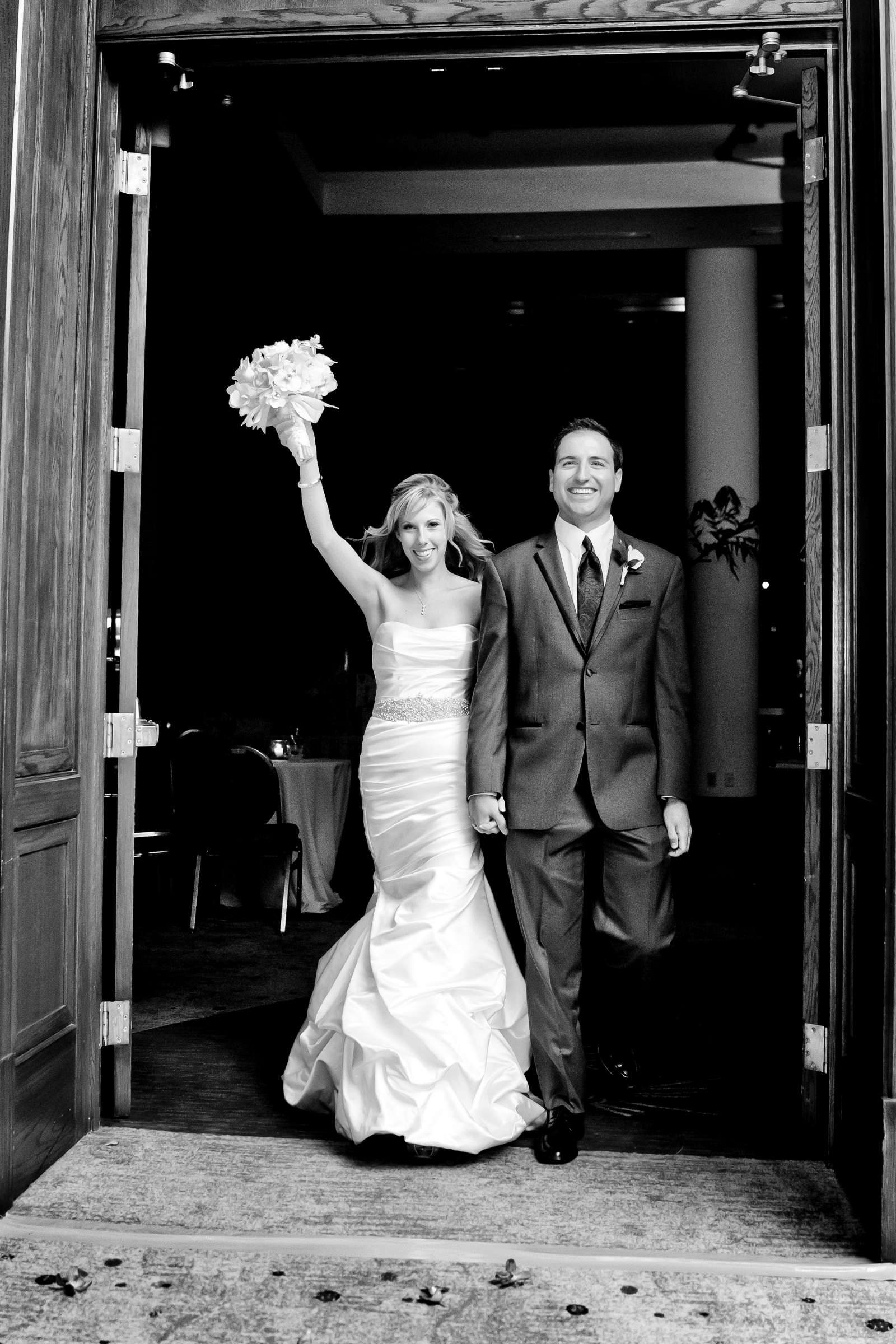 Hilton La Jolla Torrey Pines Wedding coordinated by Alison Howard Events, Lauren and Michael Wedding Photo #337063 by True Photography