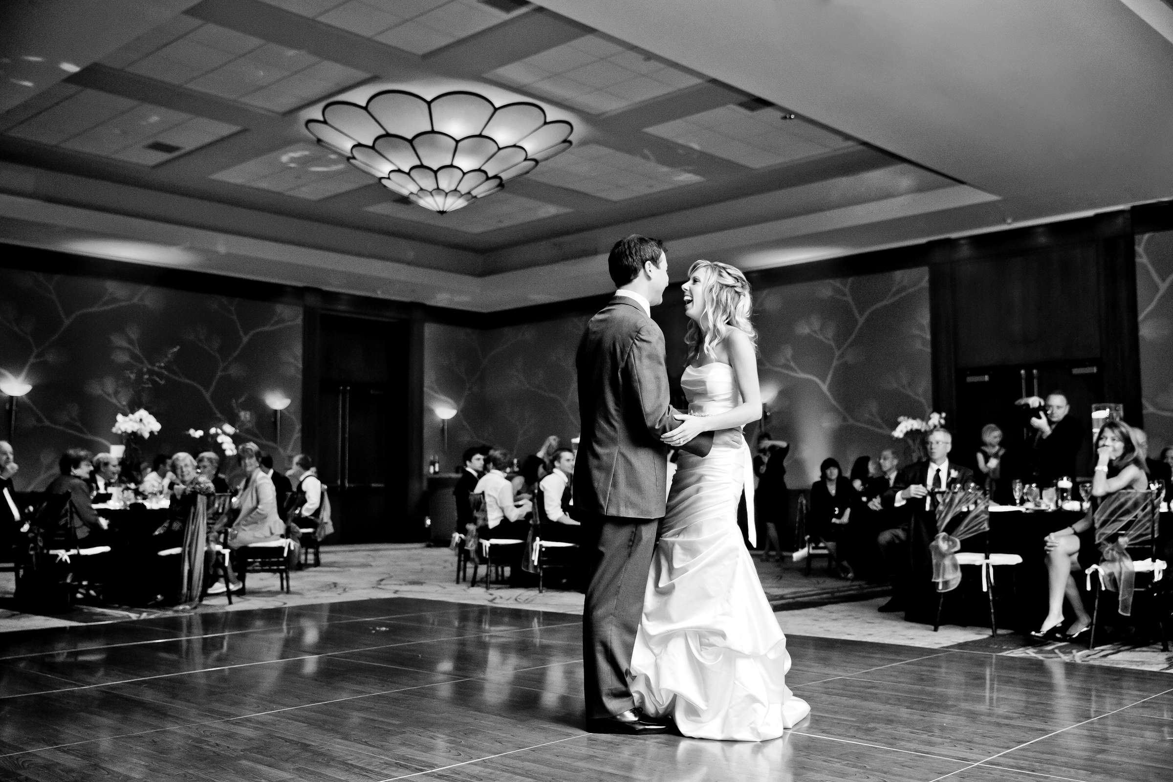 Hilton La Jolla Torrey Pines Wedding coordinated by Alison Howard Events, Lauren and Michael Wedding Photo #337067 by True Photography