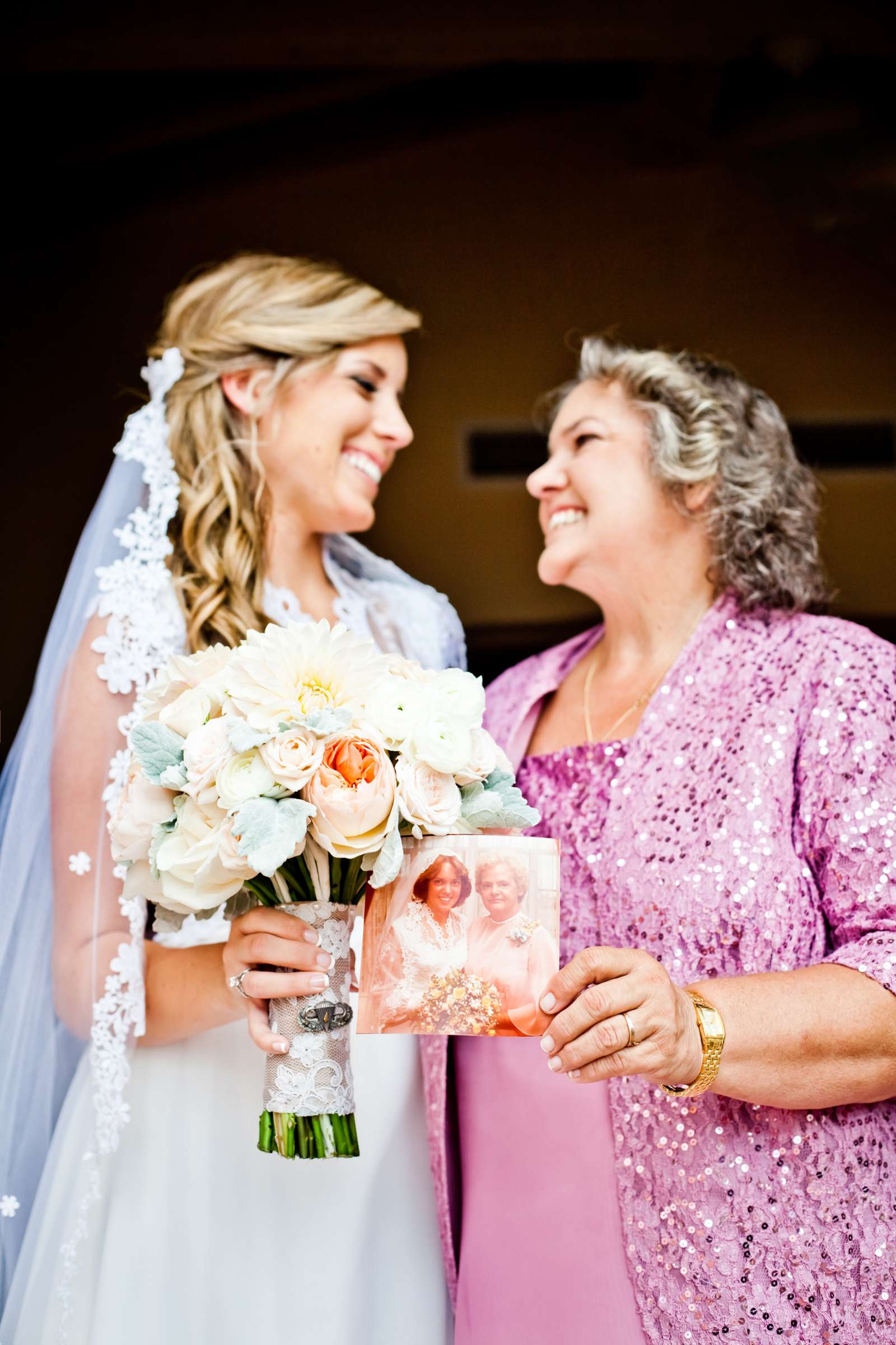 Scripps Seaside Forum Wedding coordinated by First Comes Love Weddings & Events, Janelle and Bart Wedding Photo #343062 by True Photography