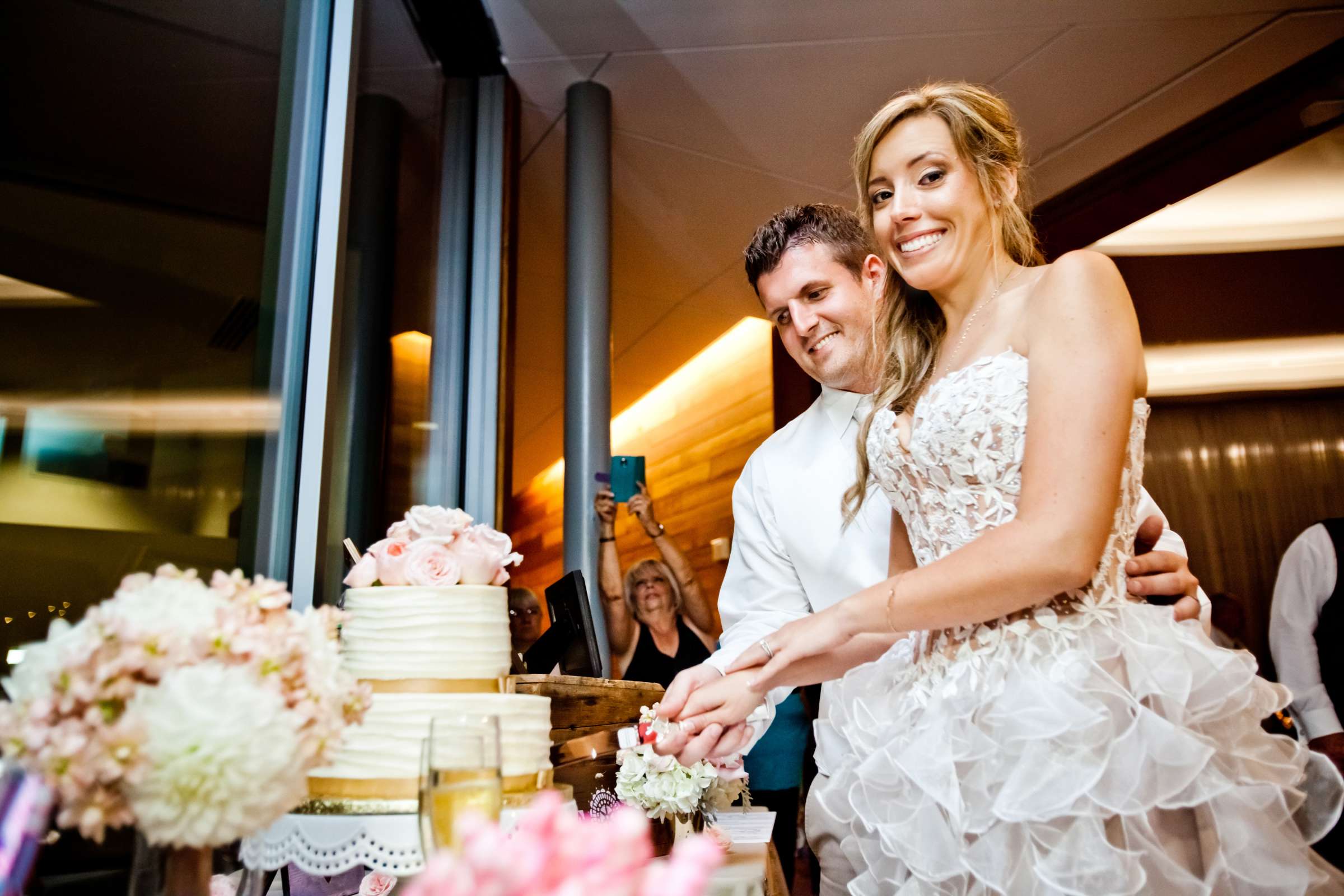 Scripps Seaside Forum Wedding coordinated by First Comes Love Weddings & Events, Janelle and Bart Wedding Photo #343092 by True Photography