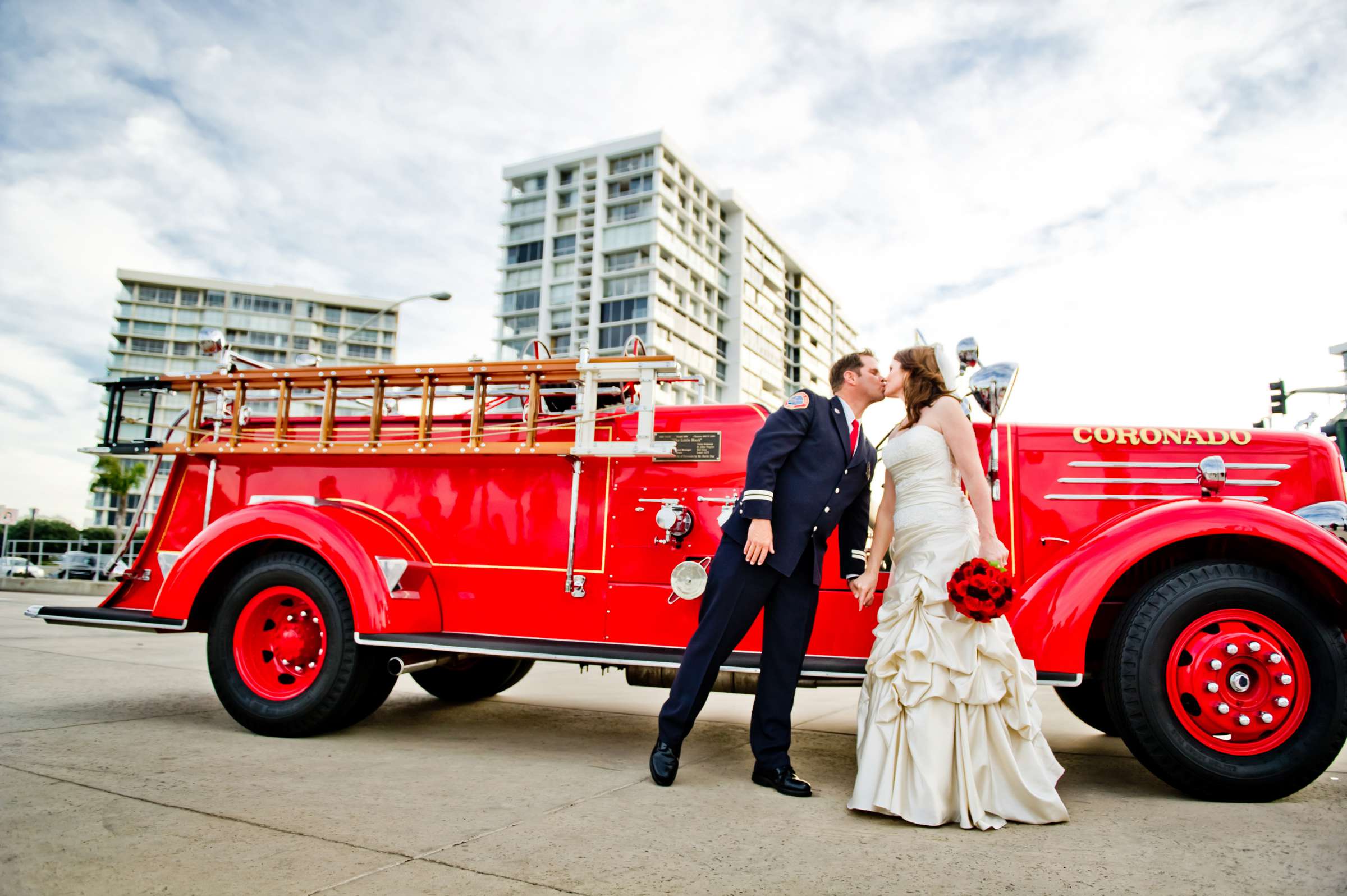 Coronado Community Center Wedding coordinated by Creative Affairs Inc, Mindy and Darren Wedding Photo #345477 by True Photography