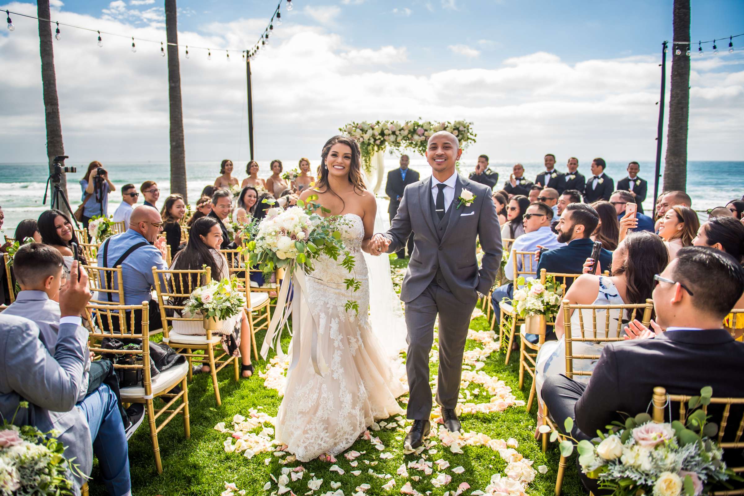 Scripps Seaside Forum Wedding coordinated by Lavish Weddings, Cindy and Justin Wedding Photo #381837 by True Photography