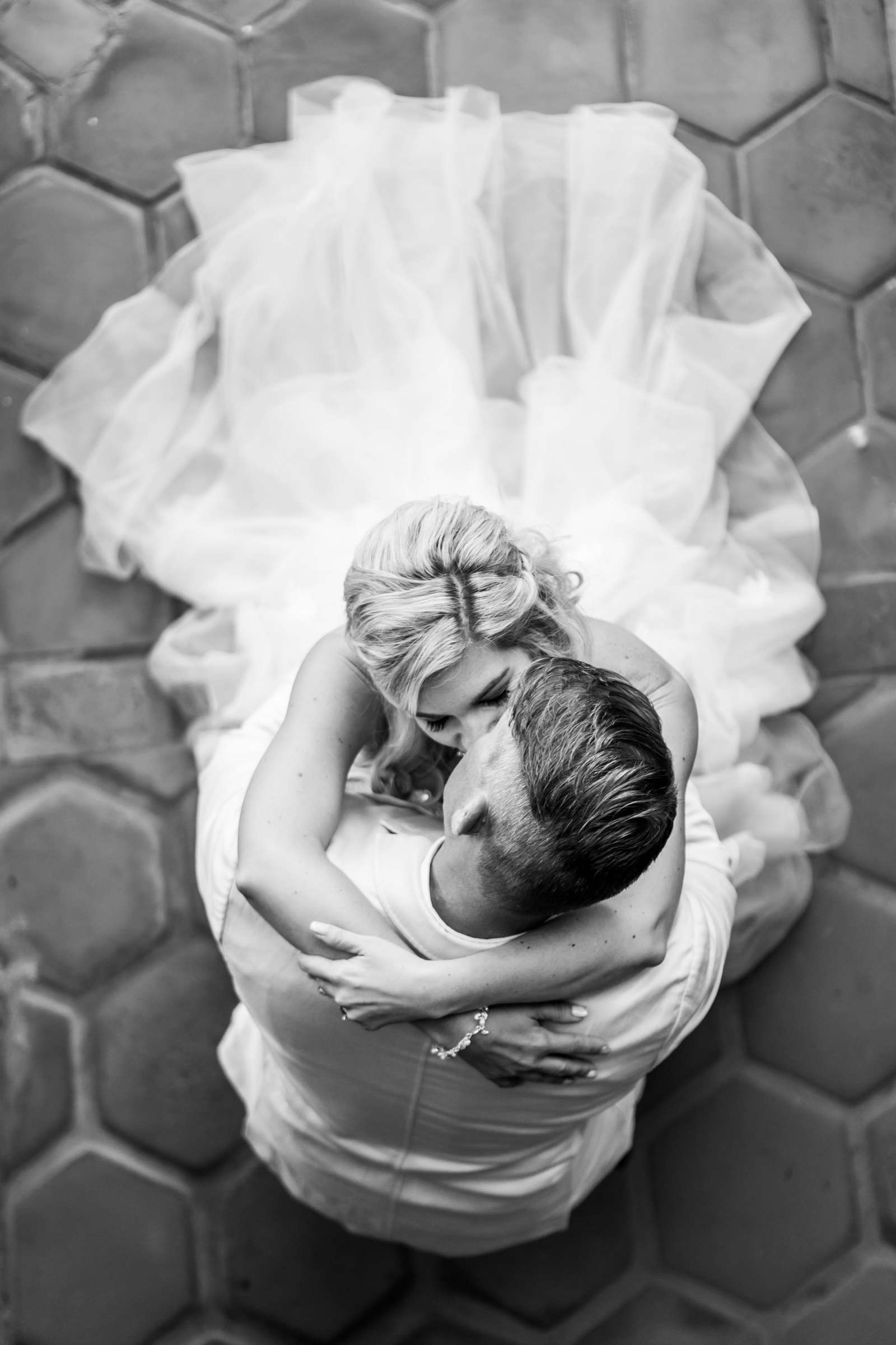 La Jolla Shores Hotel Wedding coordinated by Sparkle and Toast, Dawn and Jon Wedding Photo #394523 by True Photography