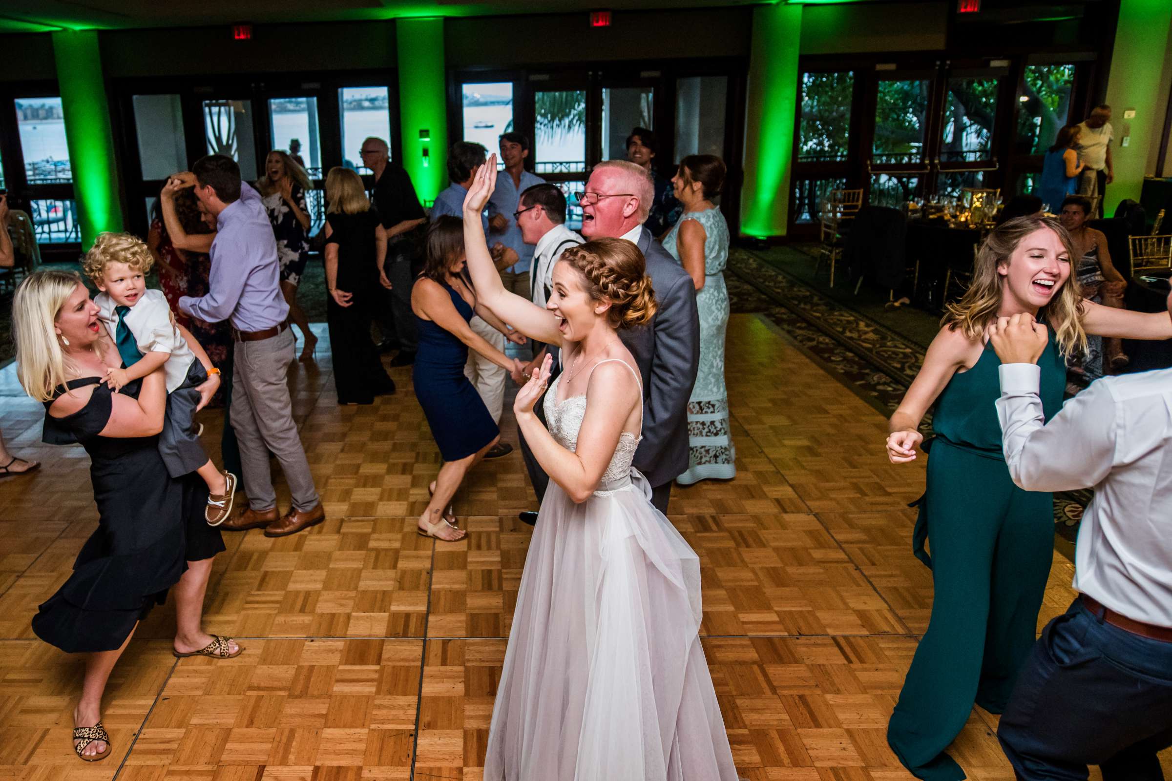 Catamaran Resort Wedding coordinated by Simply Gorgeous Events, Lauren and Matthew Wedding Photo #395620 by True Photography