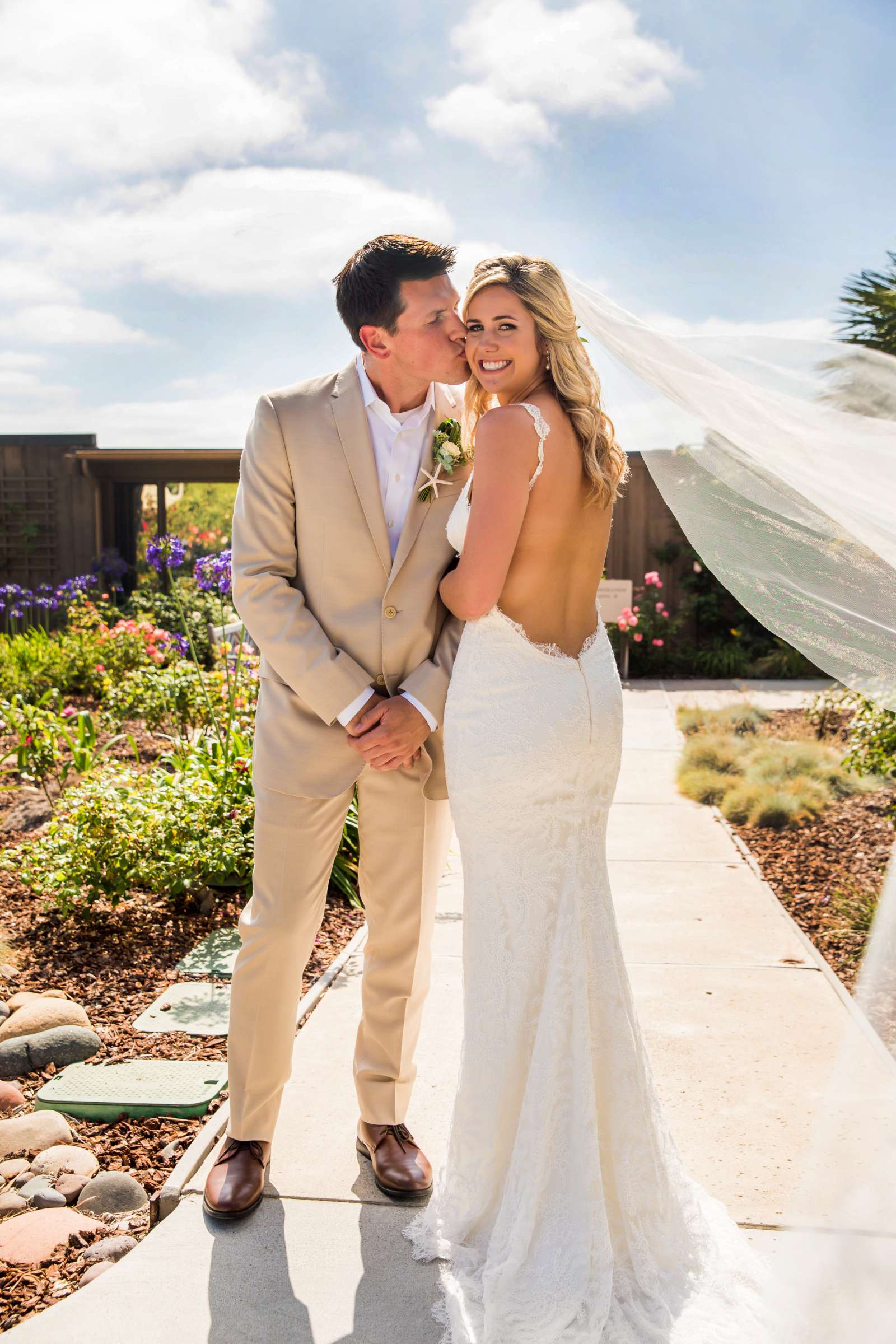 Scripps Seaside Forum Wedding, Taylor and Sean Wedding Photo #92 by True Photography