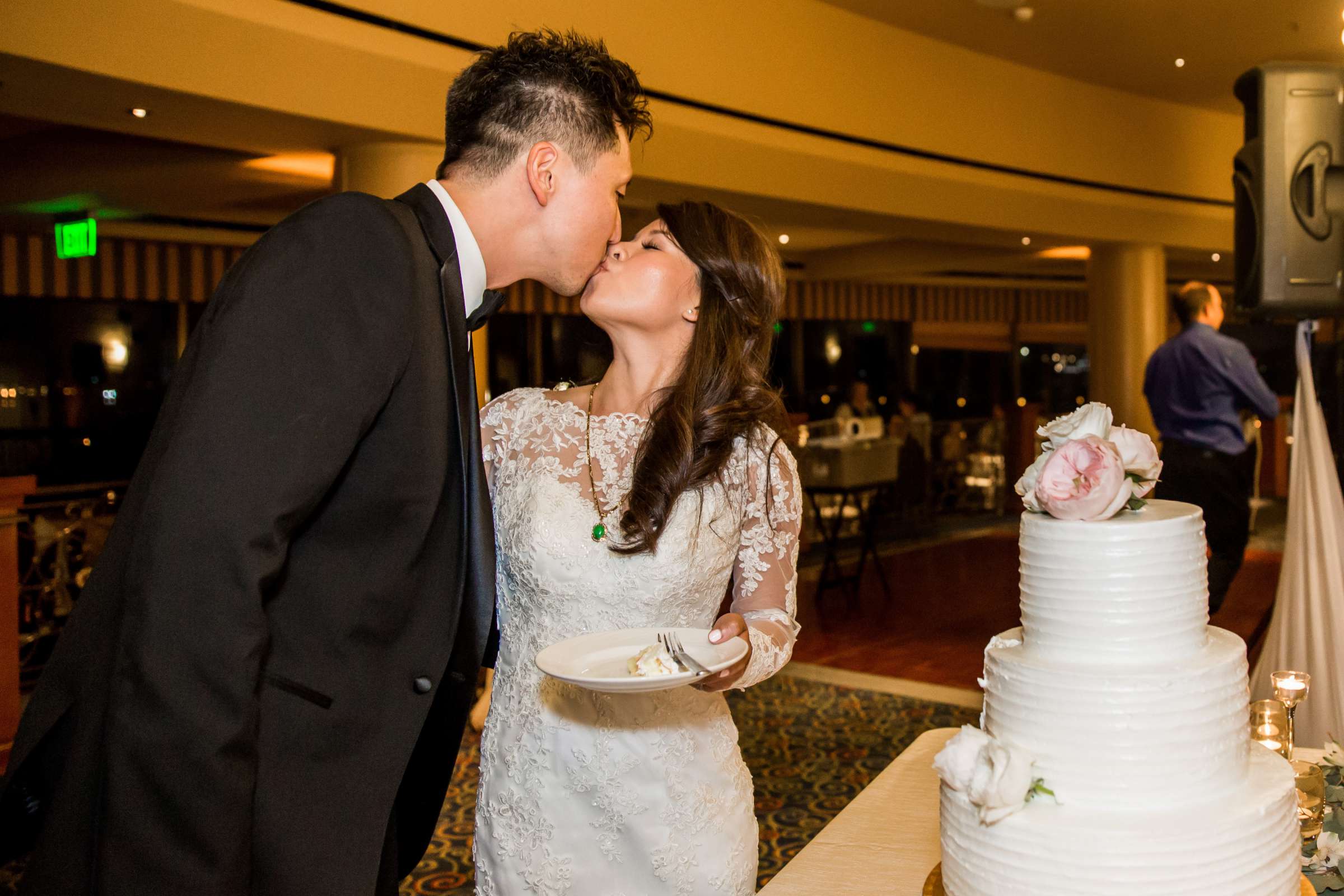 Marriott Marquis San Diego Marina Wedding coordinated by Michelle Elizabeth Events and Design, Minh and Jason Wedding Photo #88 by True Photography