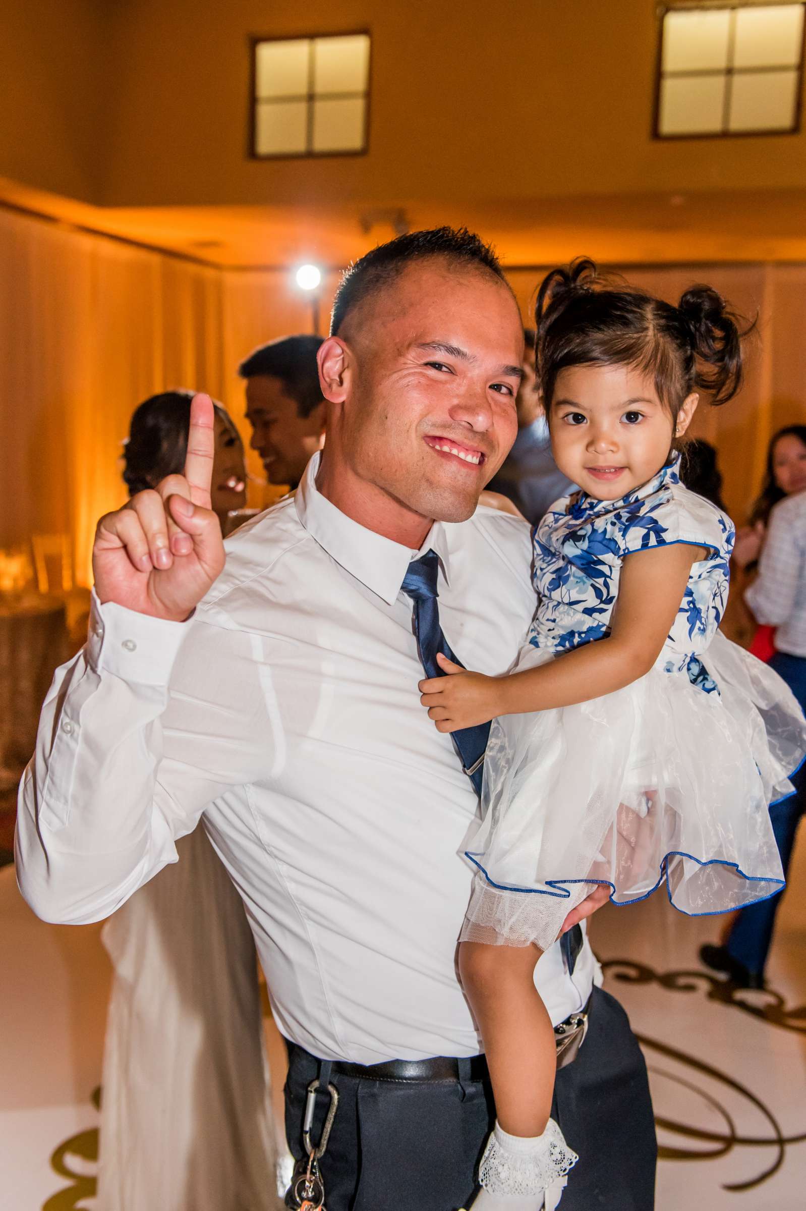 Jasmine Seafood Restaurant Wedding coordinated by Lavish Weddings, Sandy and Isaac Wedding Photo #406261 by True Photography