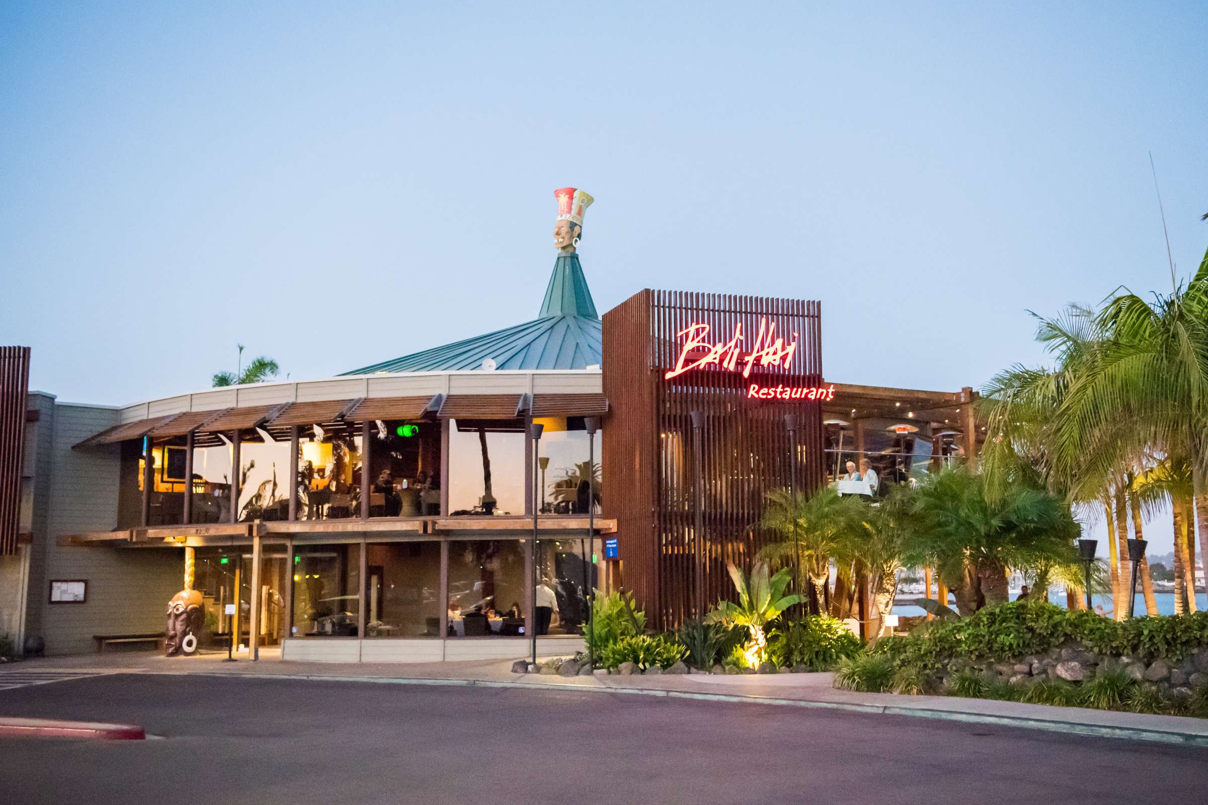 Humphrey's Half Moon Inn Wedding coordinated by Joyous Events - Wedding Management, Stephanie and Jay Wedding Photo #71 by True Photography