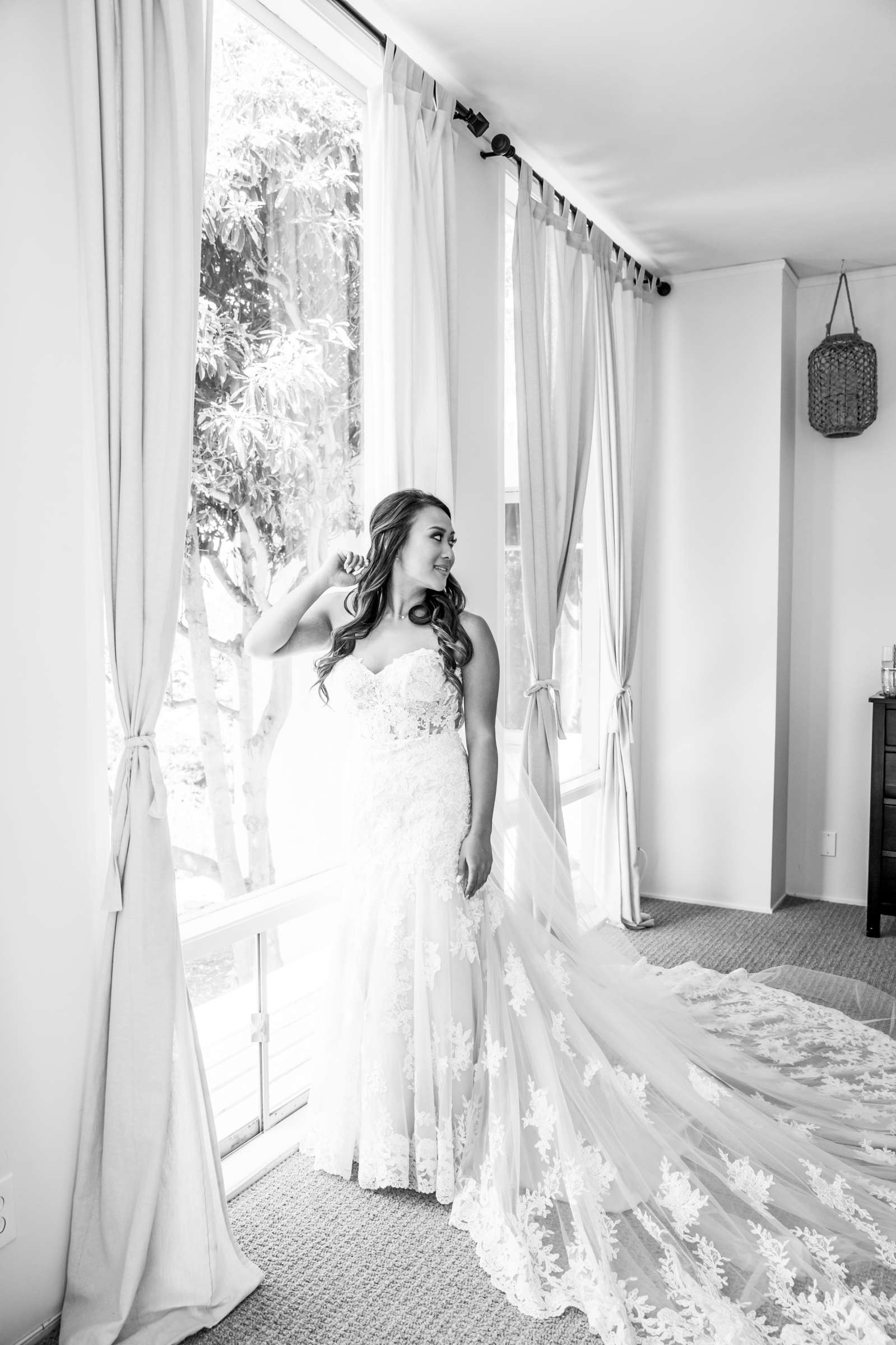 Scripps Seaside Forum Wedding coordinated by Lavish Weddings, Krystle and Justin Wedding Photo #453250 by True Photography