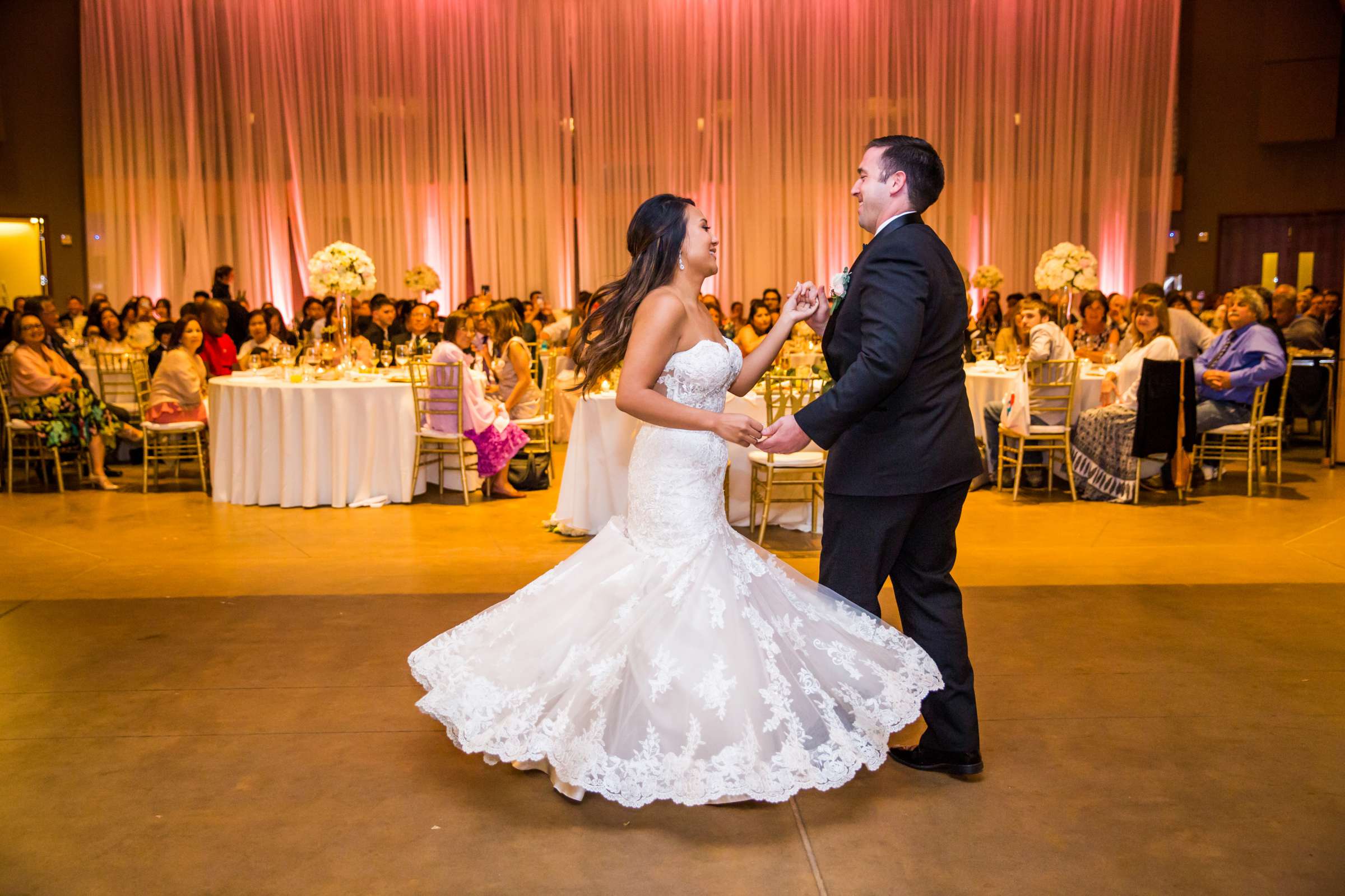 Scripps Seaside Forum Wedding coordinated by Lavish Weddings, Krystle and Justin Wedding Photo #453349 by True Photography