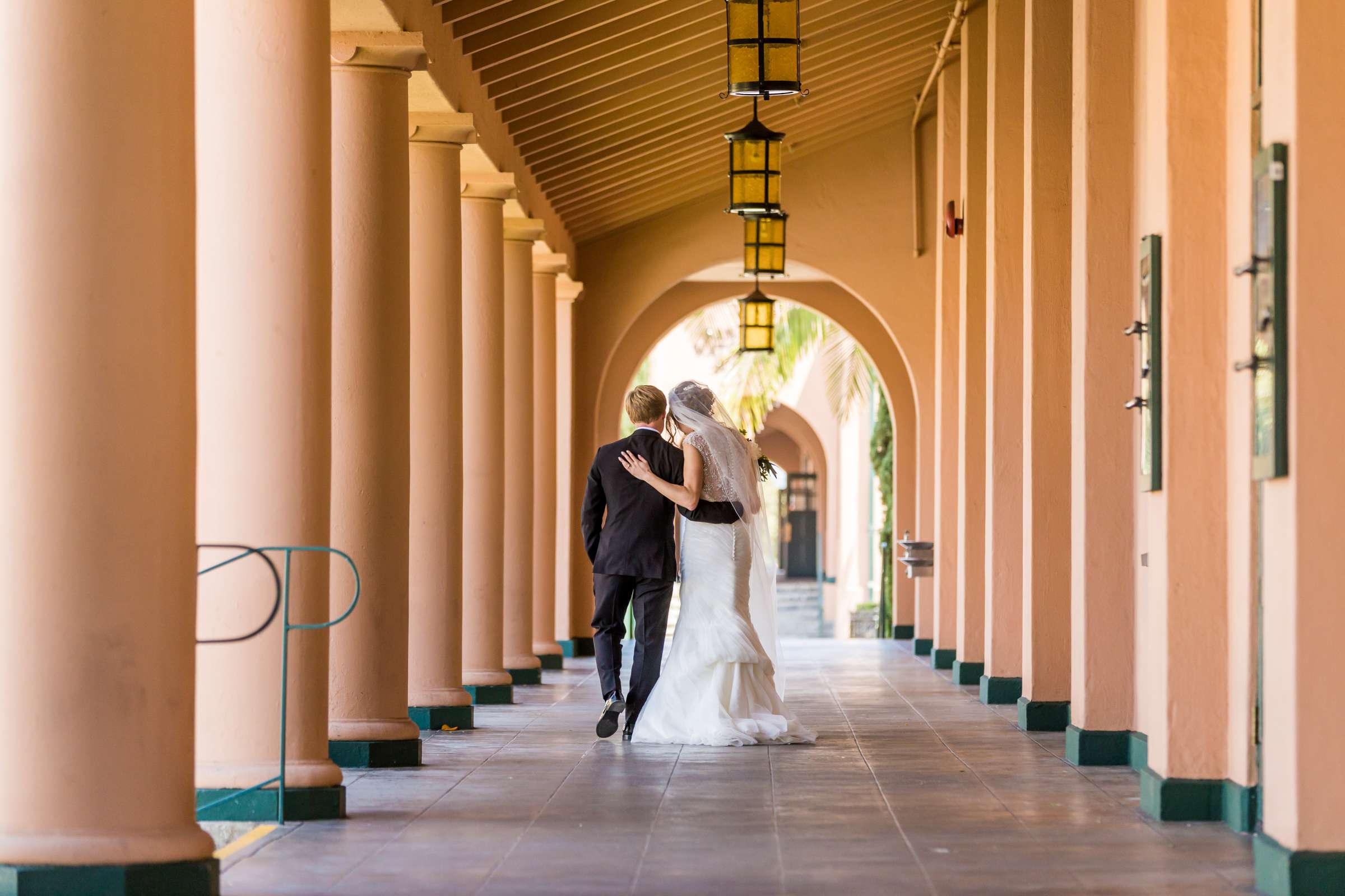 Wedding coordinated by Bekker's Bridal, Alicia and Devin Wedding Photo #16 by True Photography